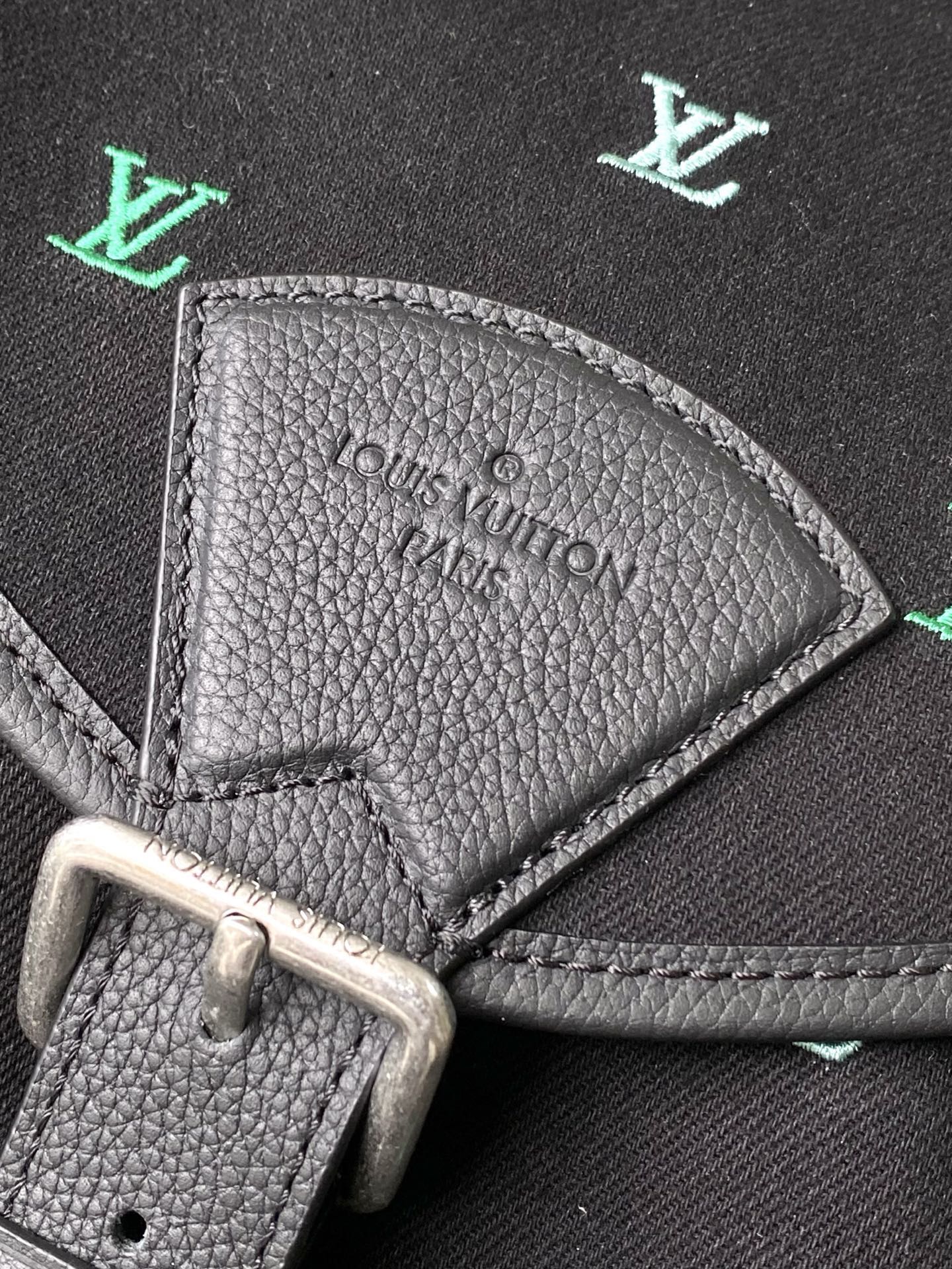 Louis Vuitton Backpack M-l-s