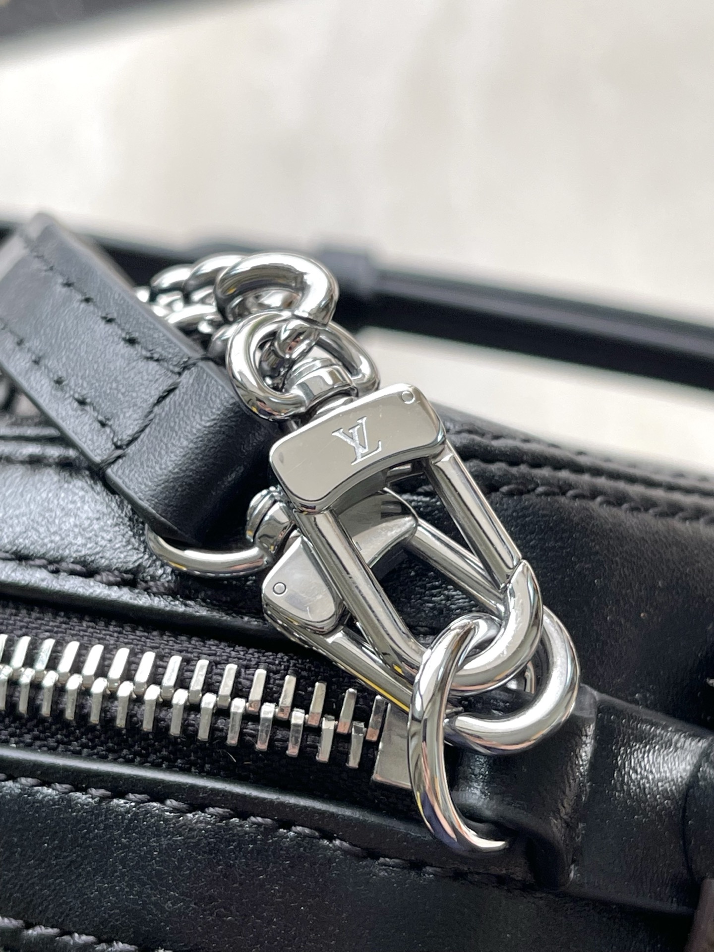 Louis Vuitton Basic Bag Sheepskin M-l