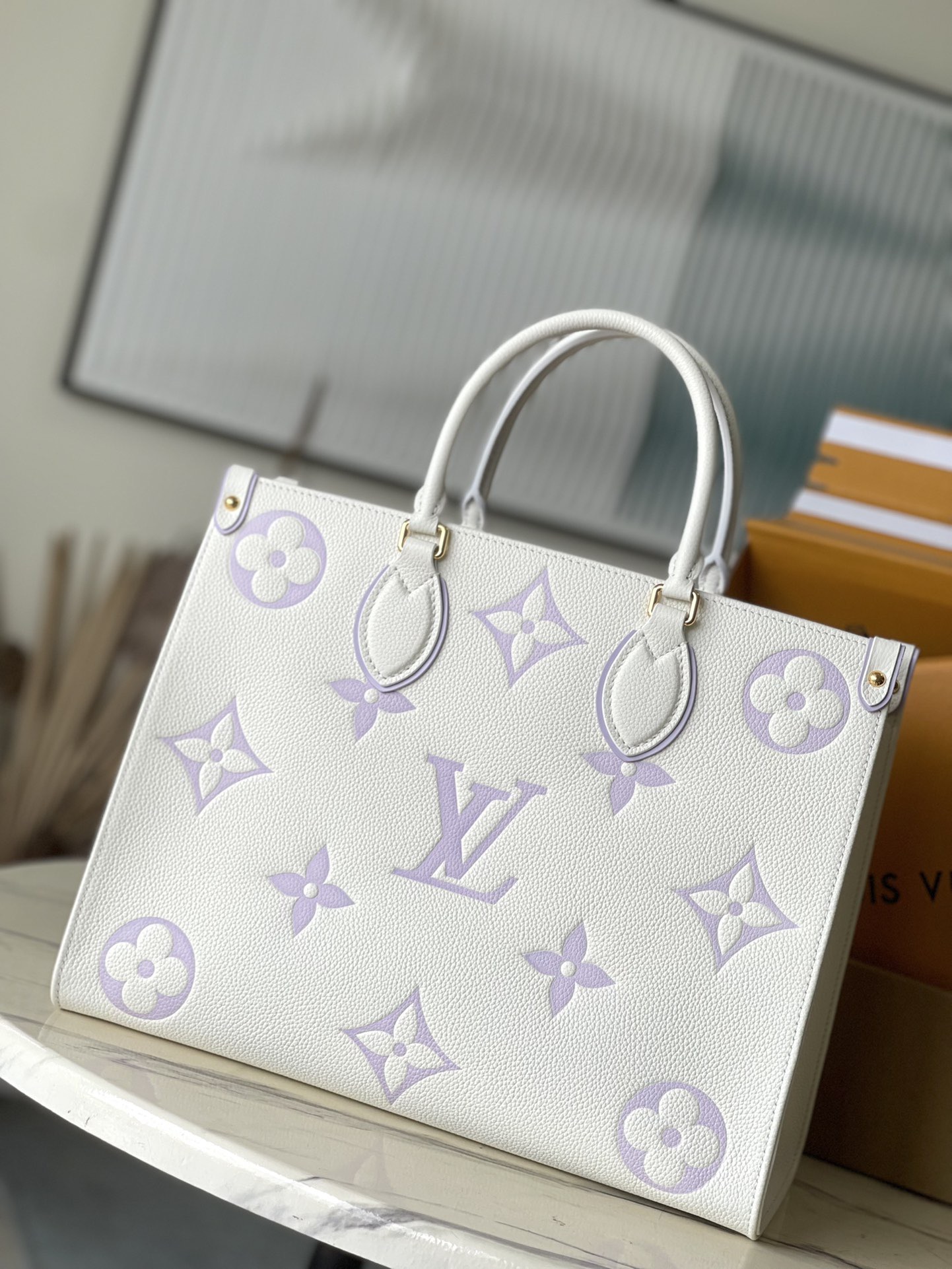 Louis Vuitton Basic Bag M