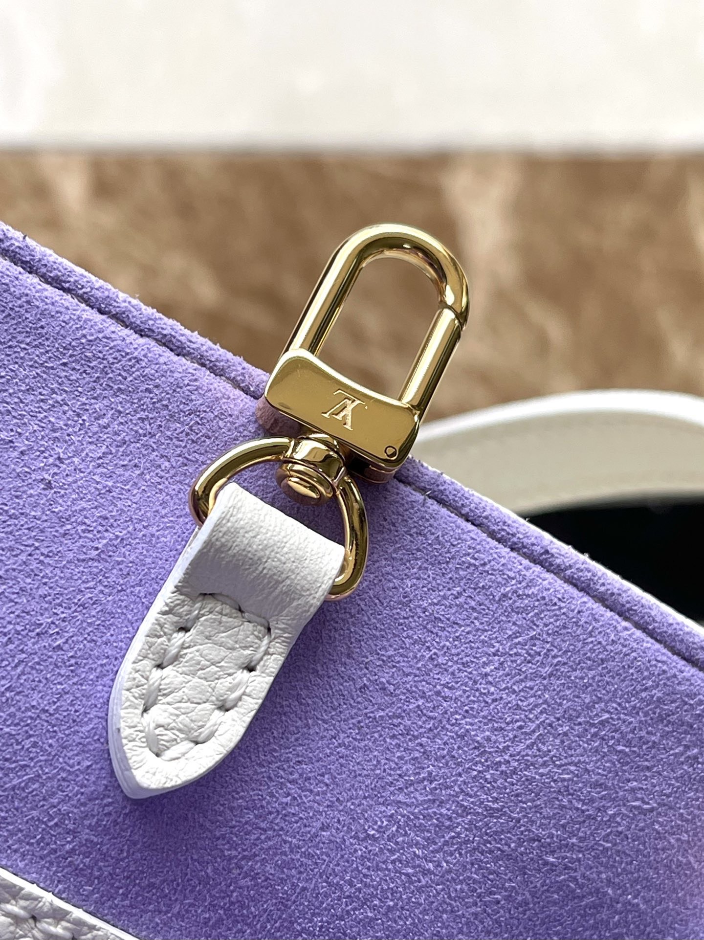 Louis Vuitton Basic Bag M