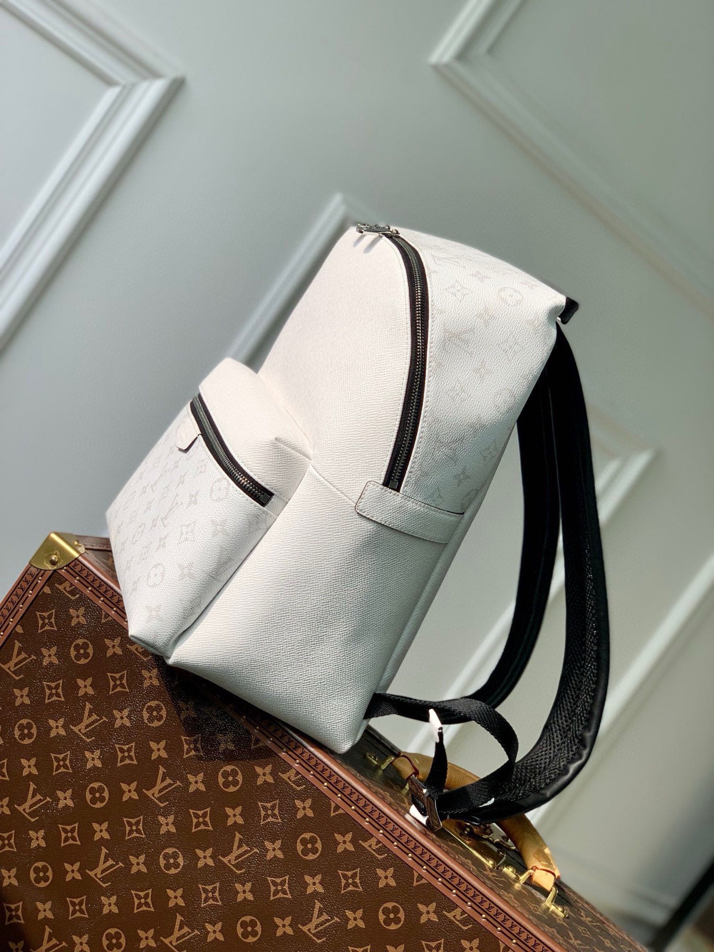 Louis Vuitton Male Backpack Canvas M-s-20cm