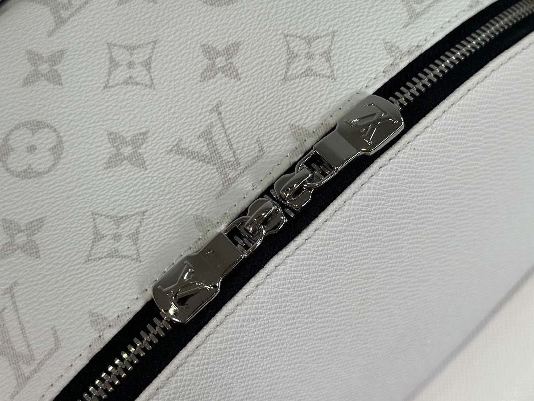 Louis Vuitton Male Backpack Canvas M-s-20cm