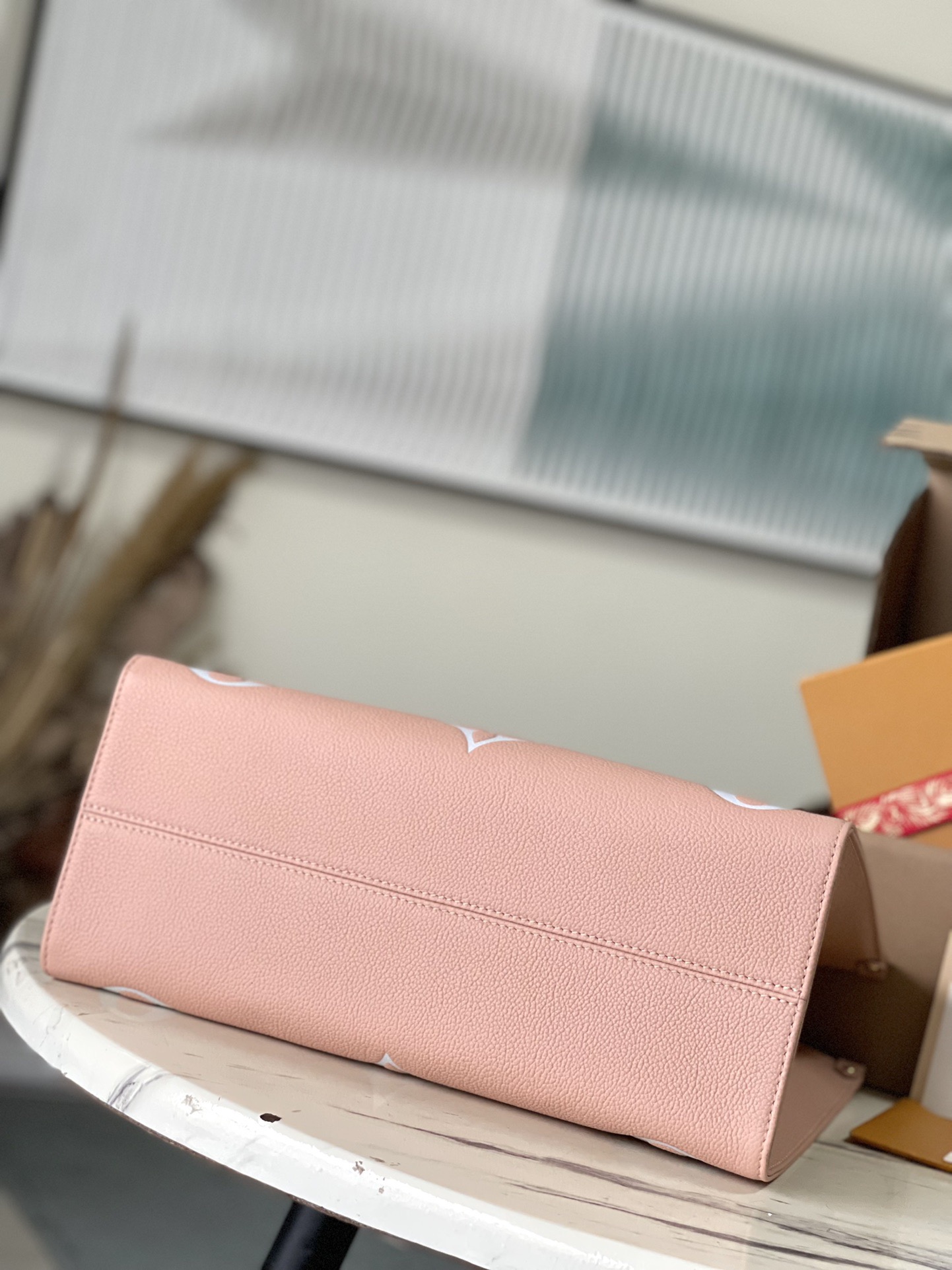 Louis Vuitton Basic Bag M