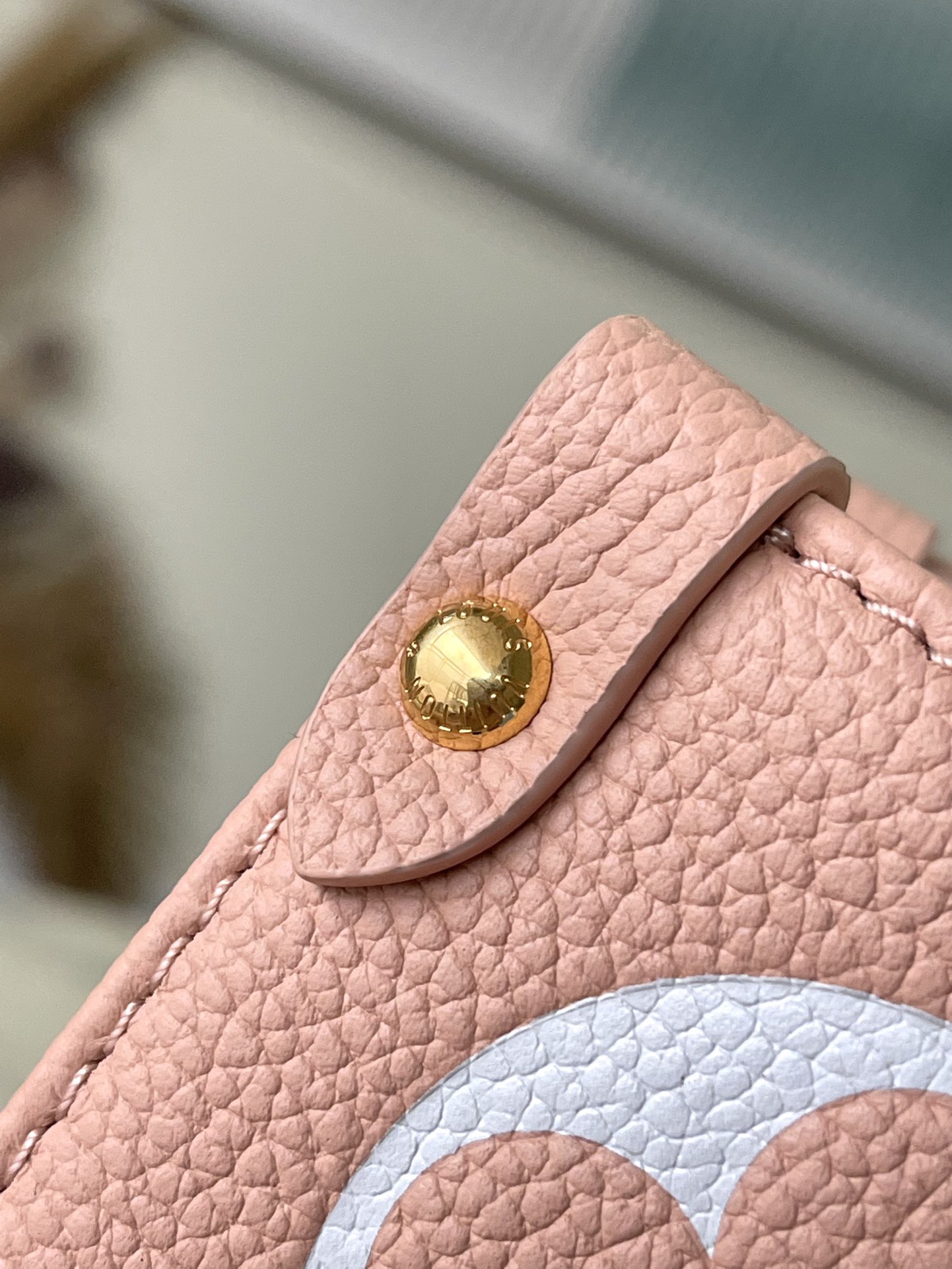 Louis Vuitton Basic Bag M