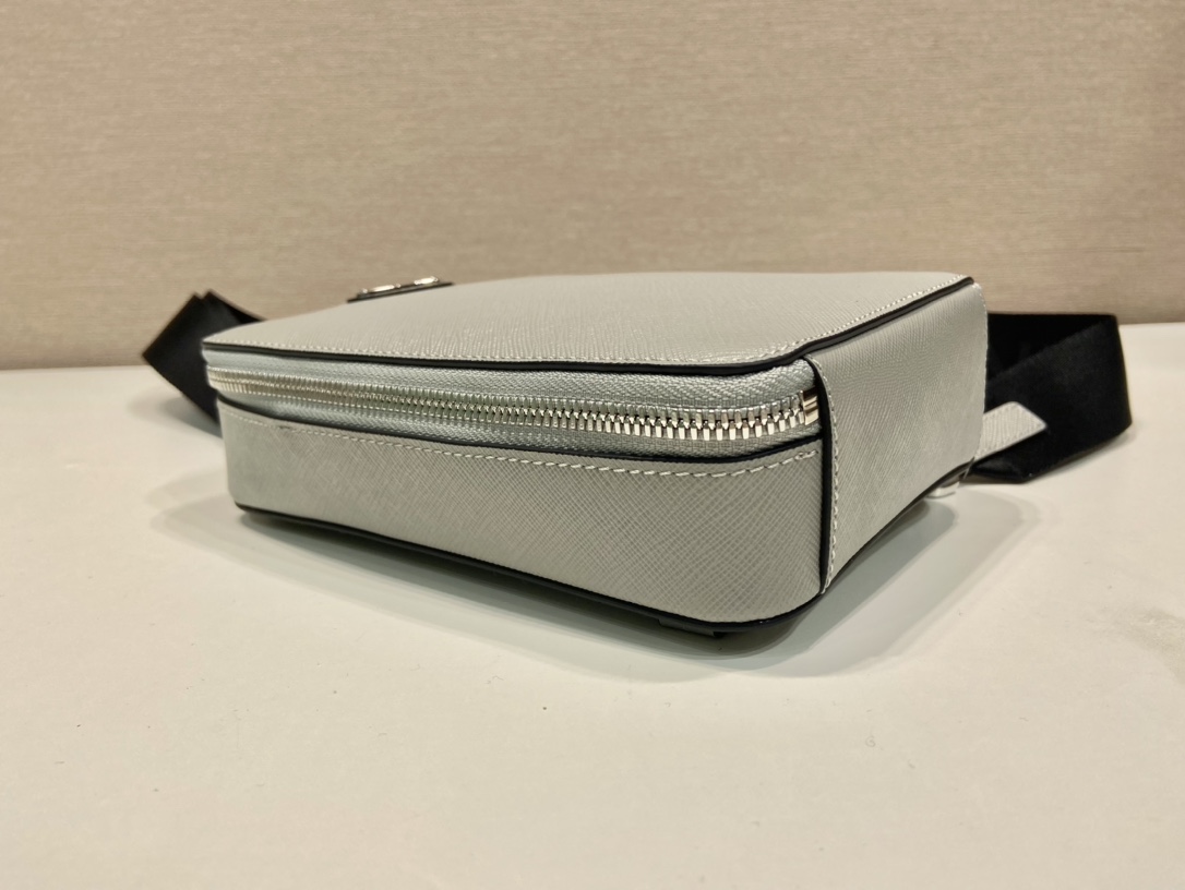 Prada Basic Bag Cow Leather M