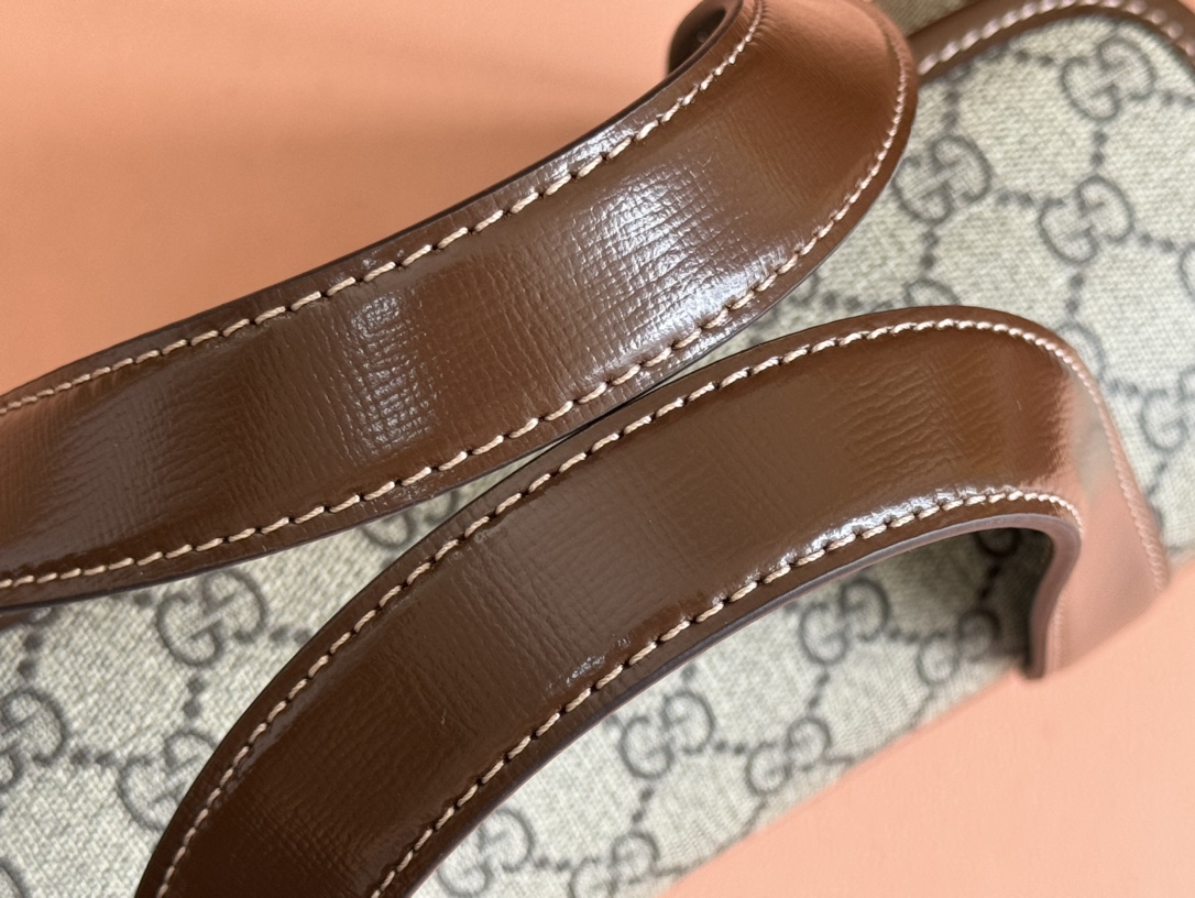 Gucci Basic Bag 11cm-s