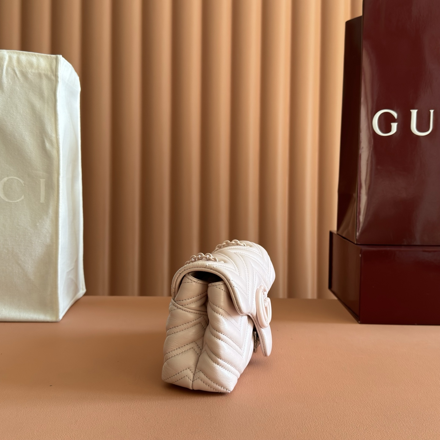 Gucci Shoulder Bag Cow Leather Pink M