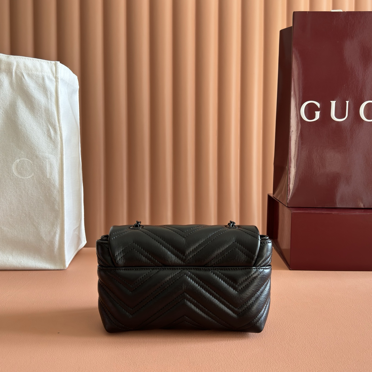 Gucci Shoulder Bag Cow Leather Black M