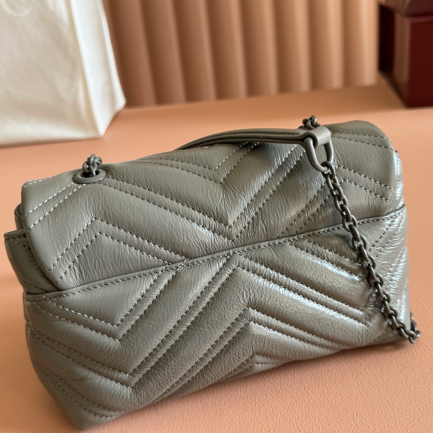 Gucci Shoulder Bag Cow Leather Gray M