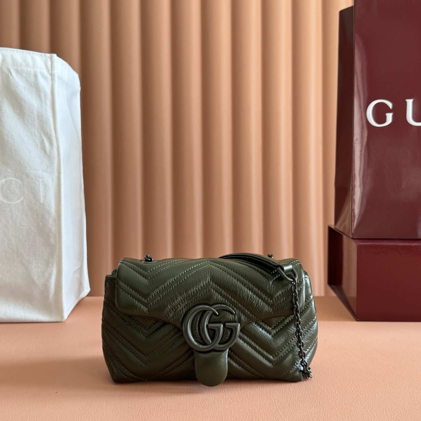 Gucci Shoulder Bag Cow Leather Green M