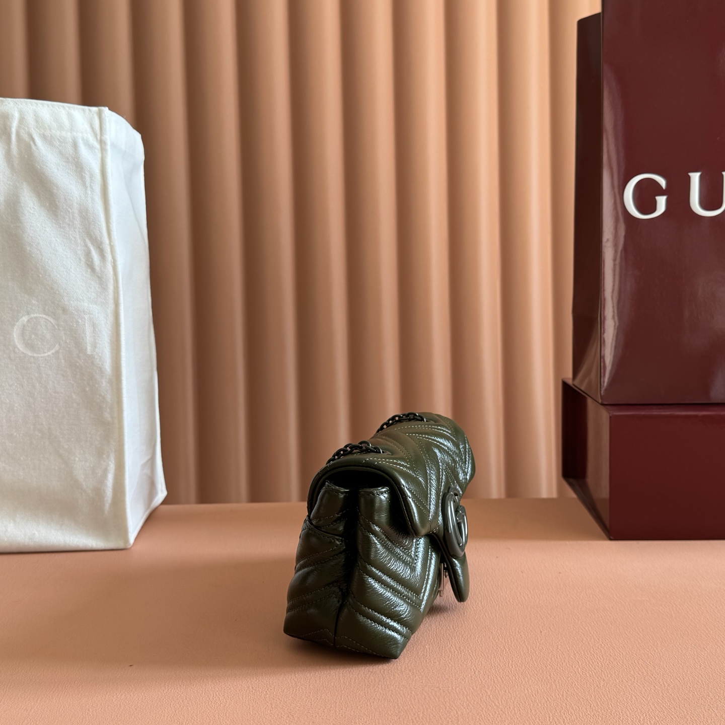 Gucci Shoulder Bag Cow Leather Green M