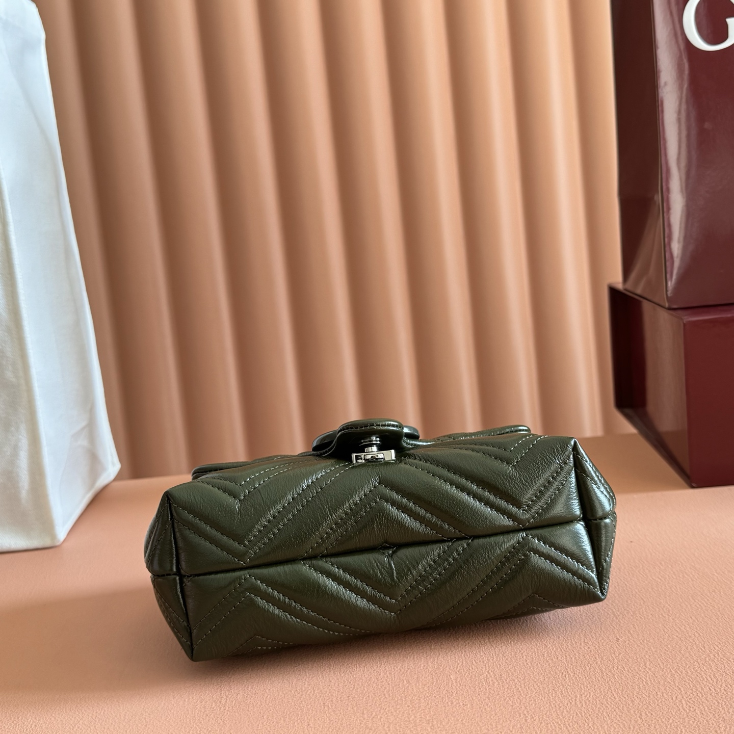 Gucci Shoulder Bag Cow Leather Green M