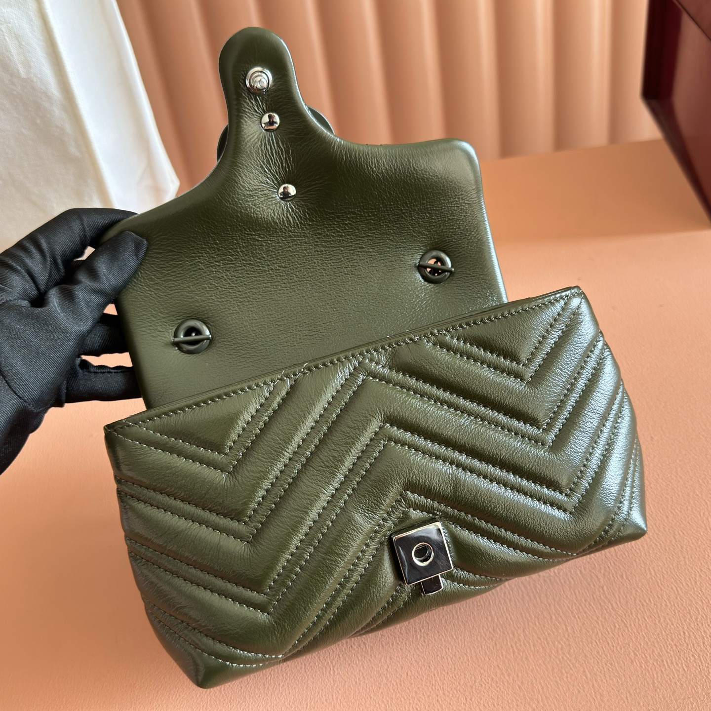 Gucci Shoulder Bag Cow Leather Green M