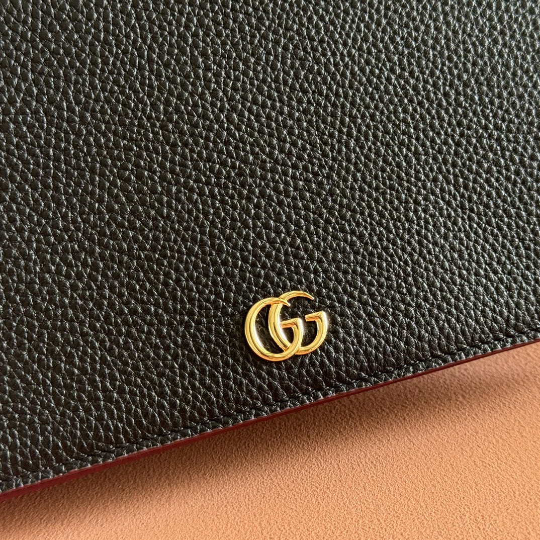 Gucci Basic Bag Black M