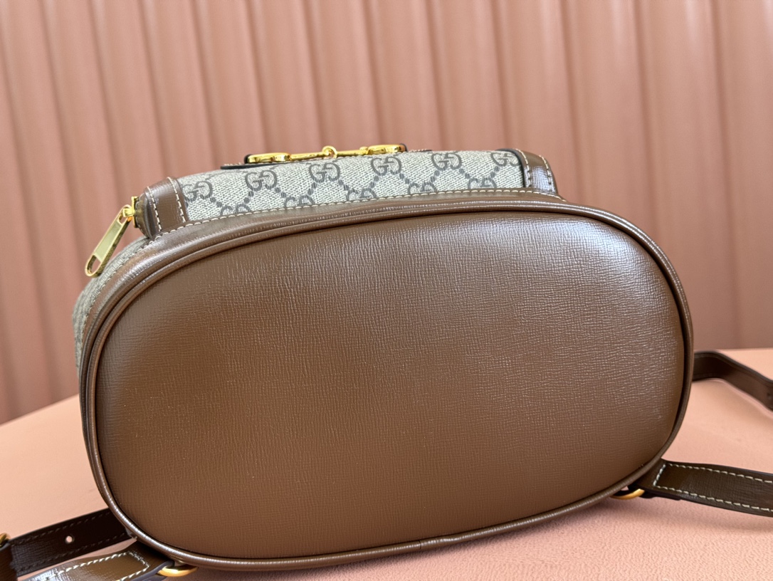 Gucci Backpack Canvas M-s