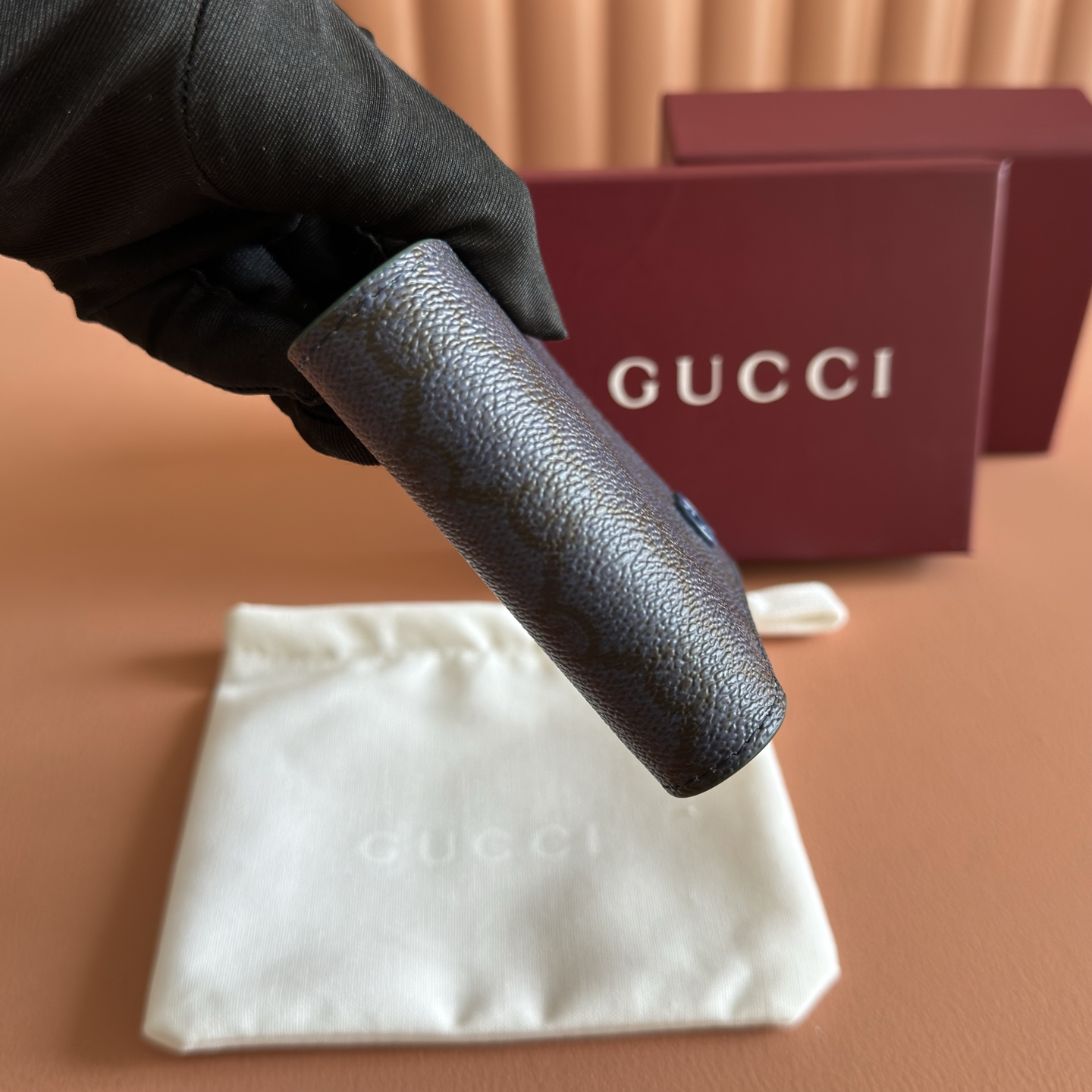 Gucci Basic Bag Gold M-s