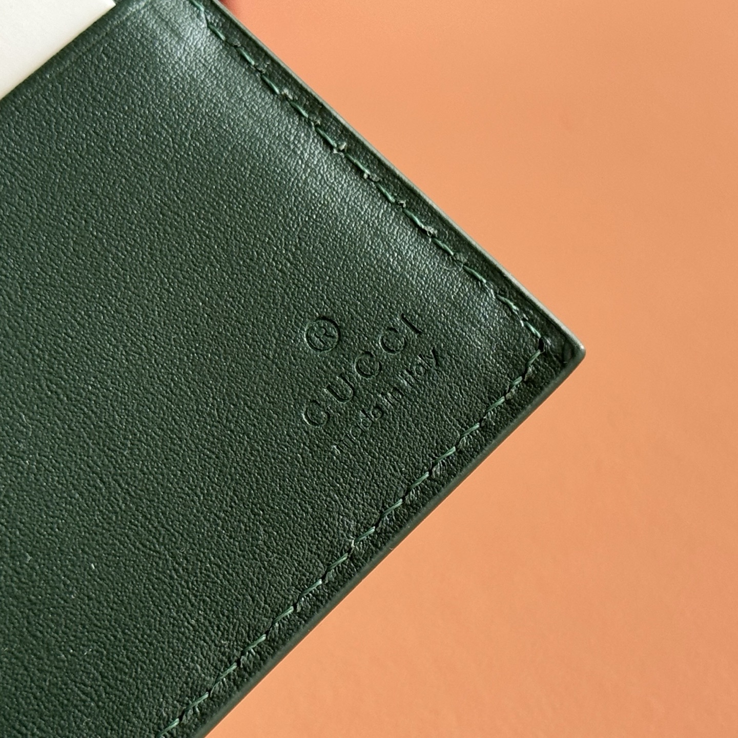 Gucci Basic Bag Gold M-s