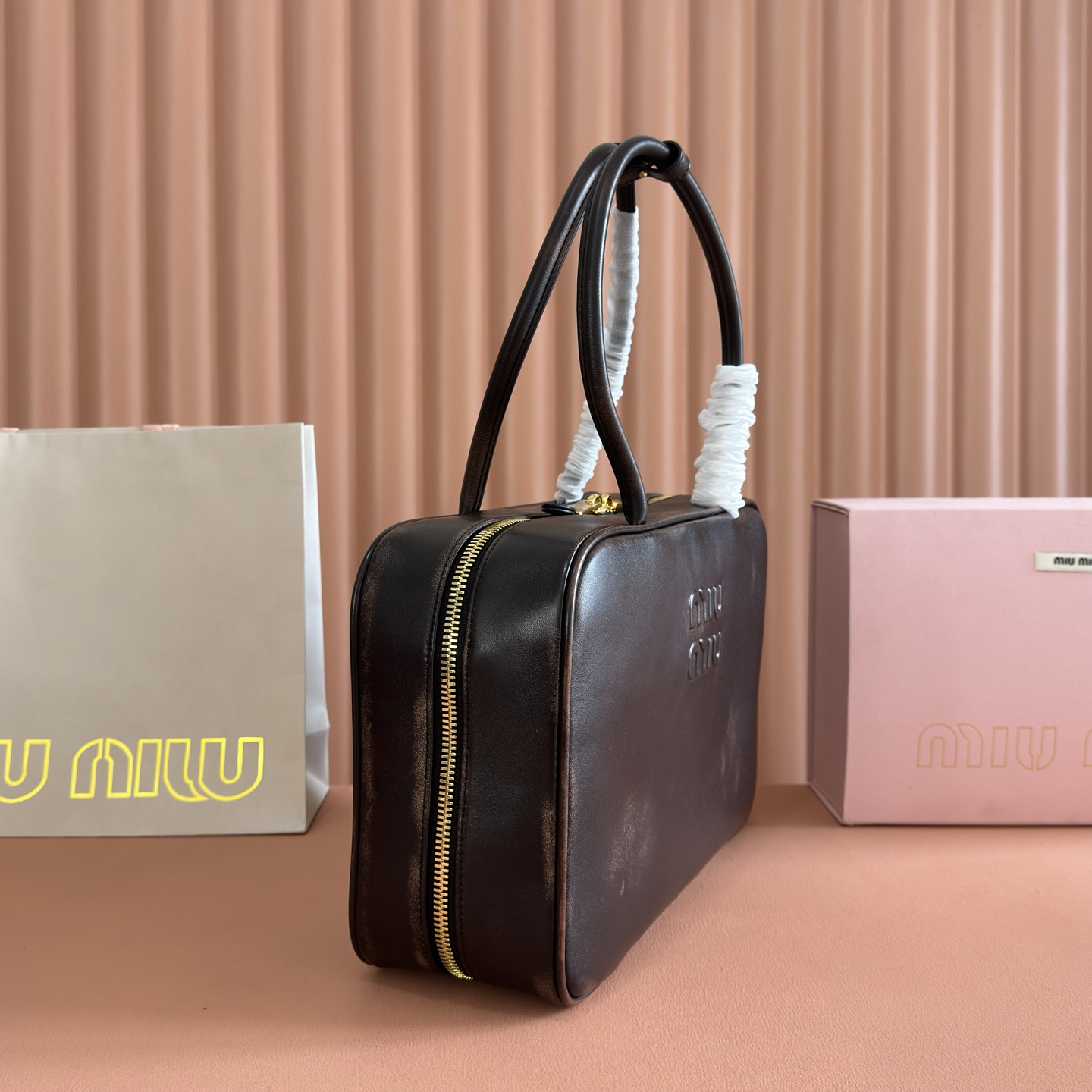 Miu Miu Tote Bag Cow Leather Gold M-10cm