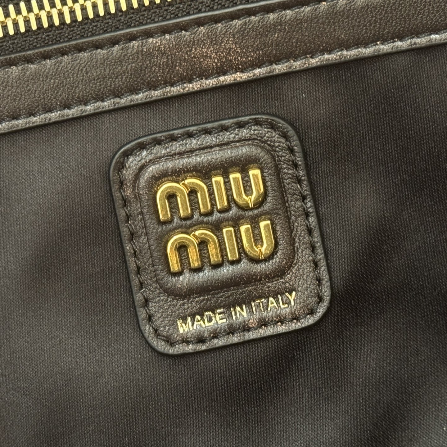 Miu Miu Tote Bag Cow Leather Gold M-10cm