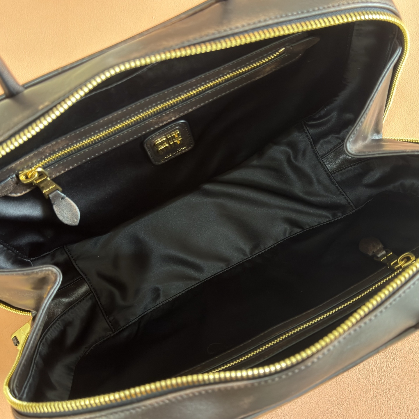 Miu Miu Tote Bag Cow Leather Gold M-10cm