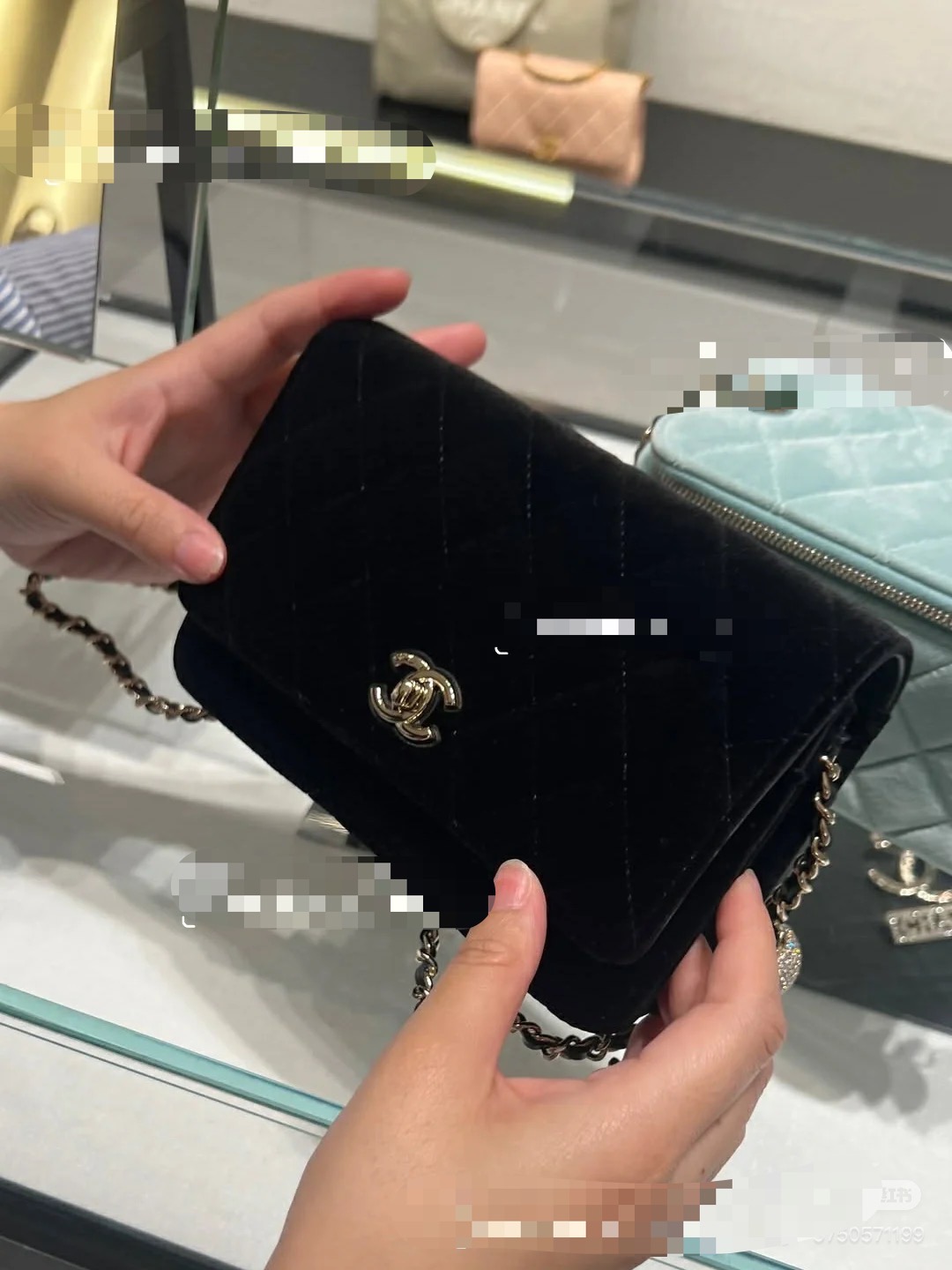 Chanel Basic Bag 20cm-l