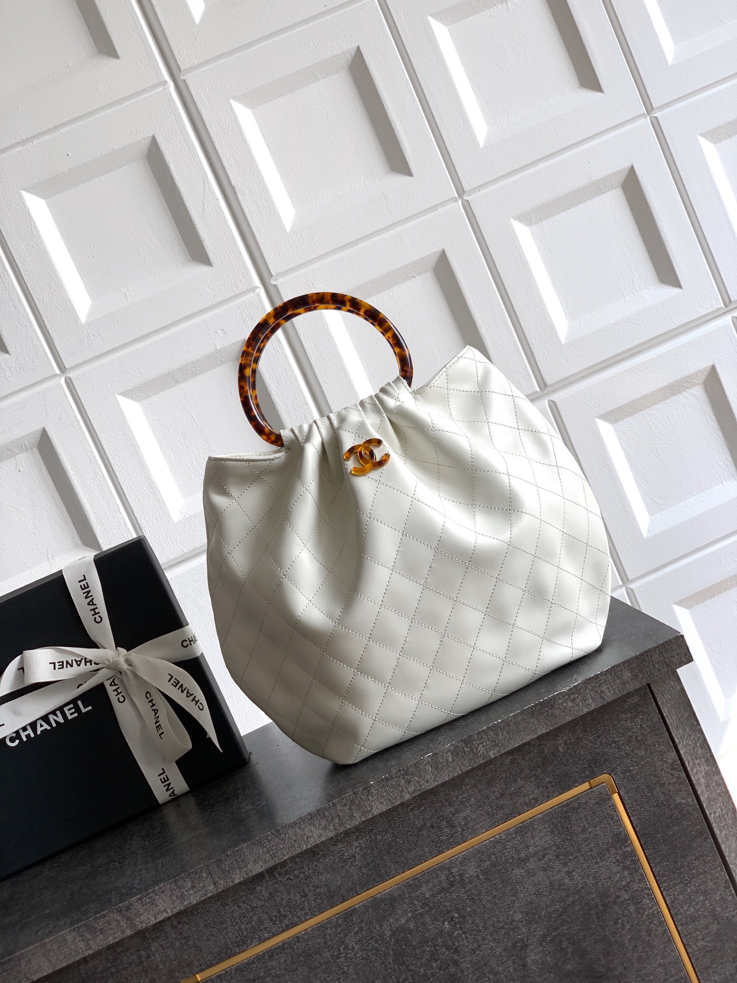 Chanel Tote Bag Sheepskin White 32cm-m-l