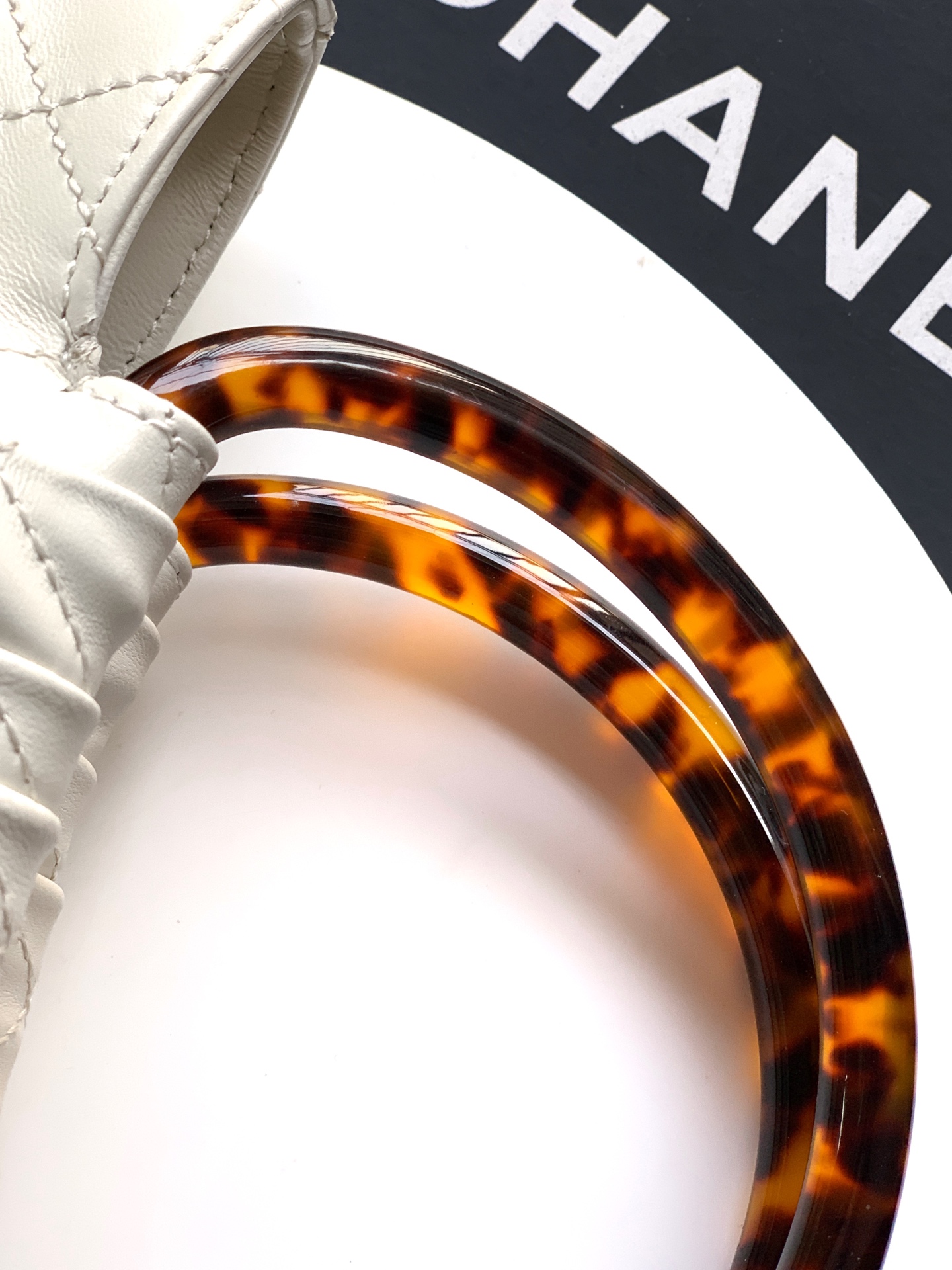 Chanel Tote Bag Sheepskin White 32cm-m-l