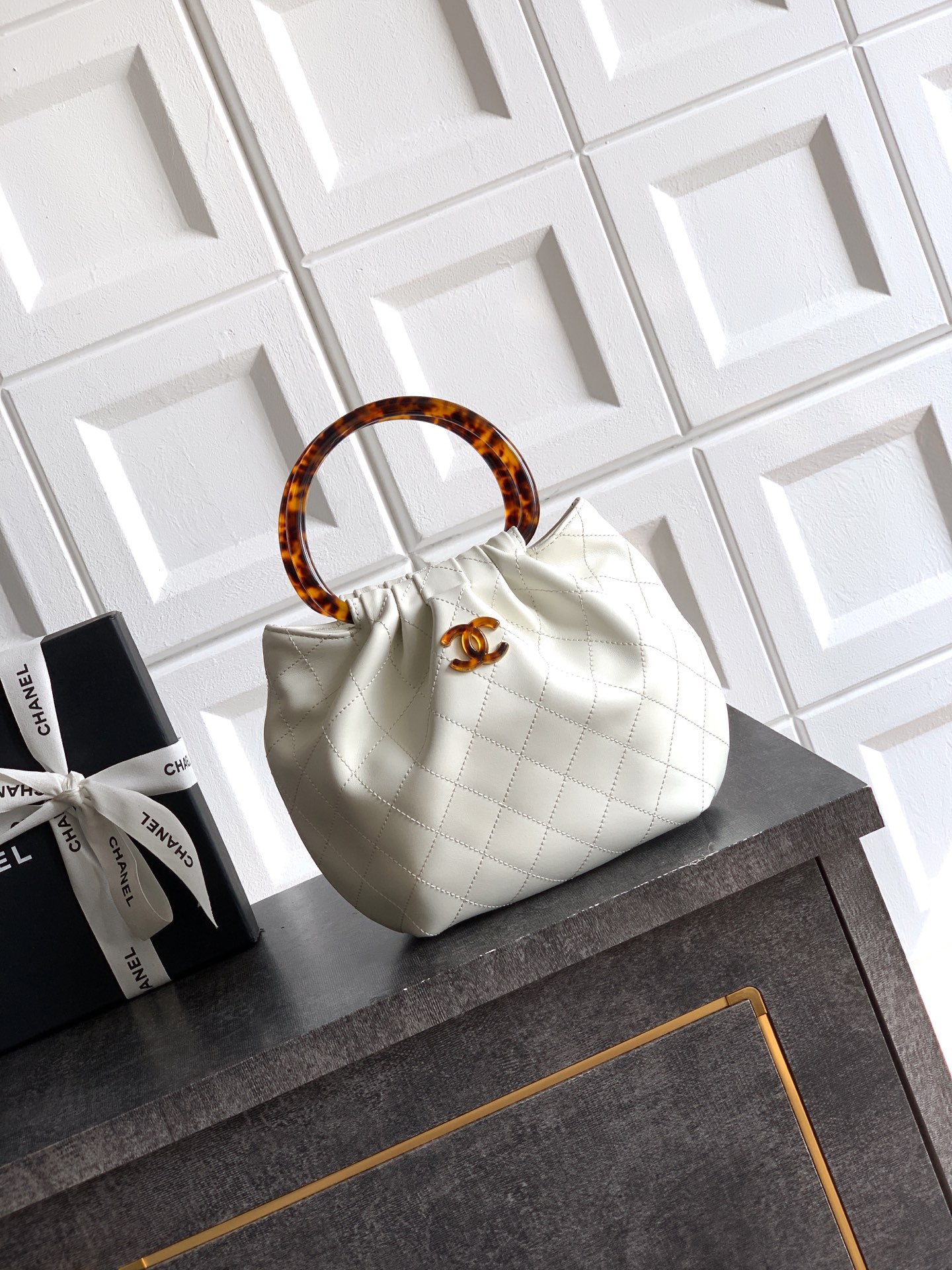 Chanel Tote Bag Sheepskin White 12cm-24cm-l