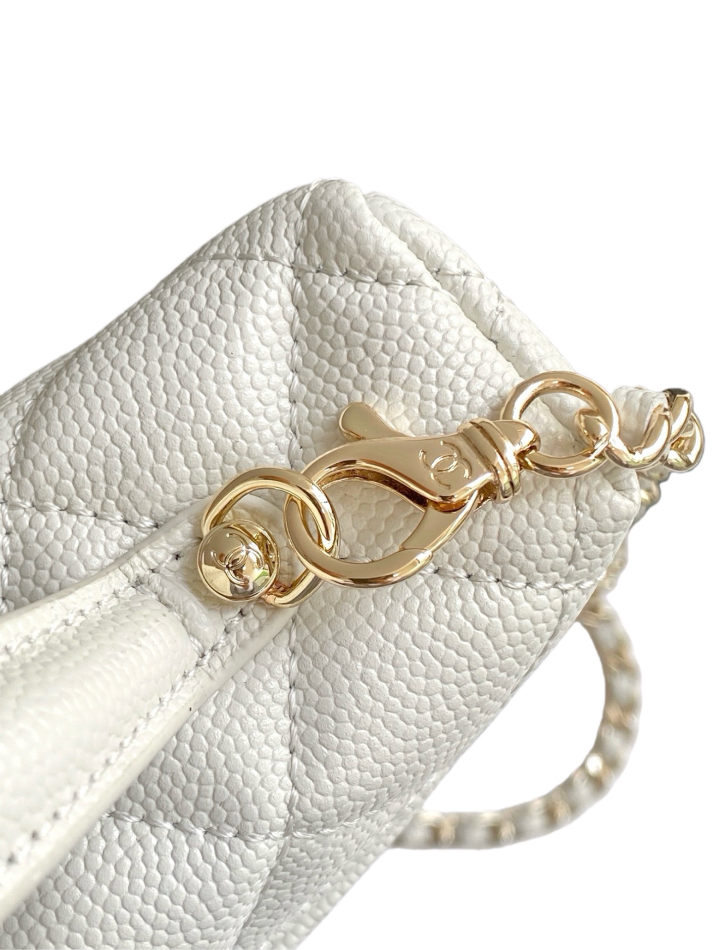 Chanel Basic Bag Cow Leather White M-l-s