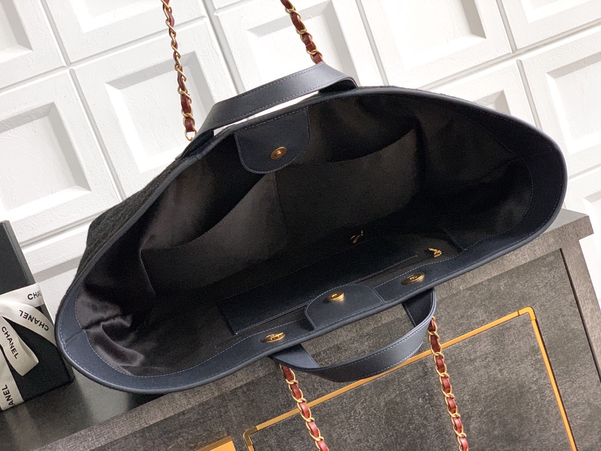 Chanel Tote Bag Cow Leather 12cm-l