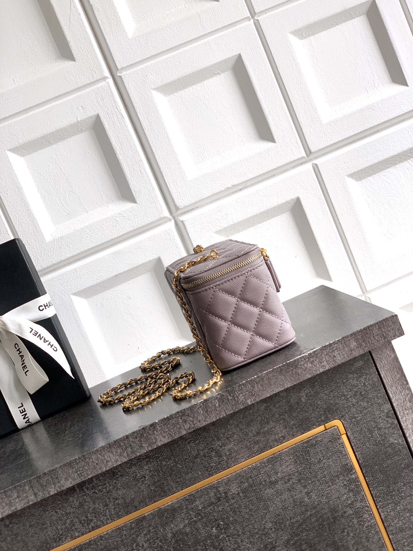 Chanel Basic Bag M-l