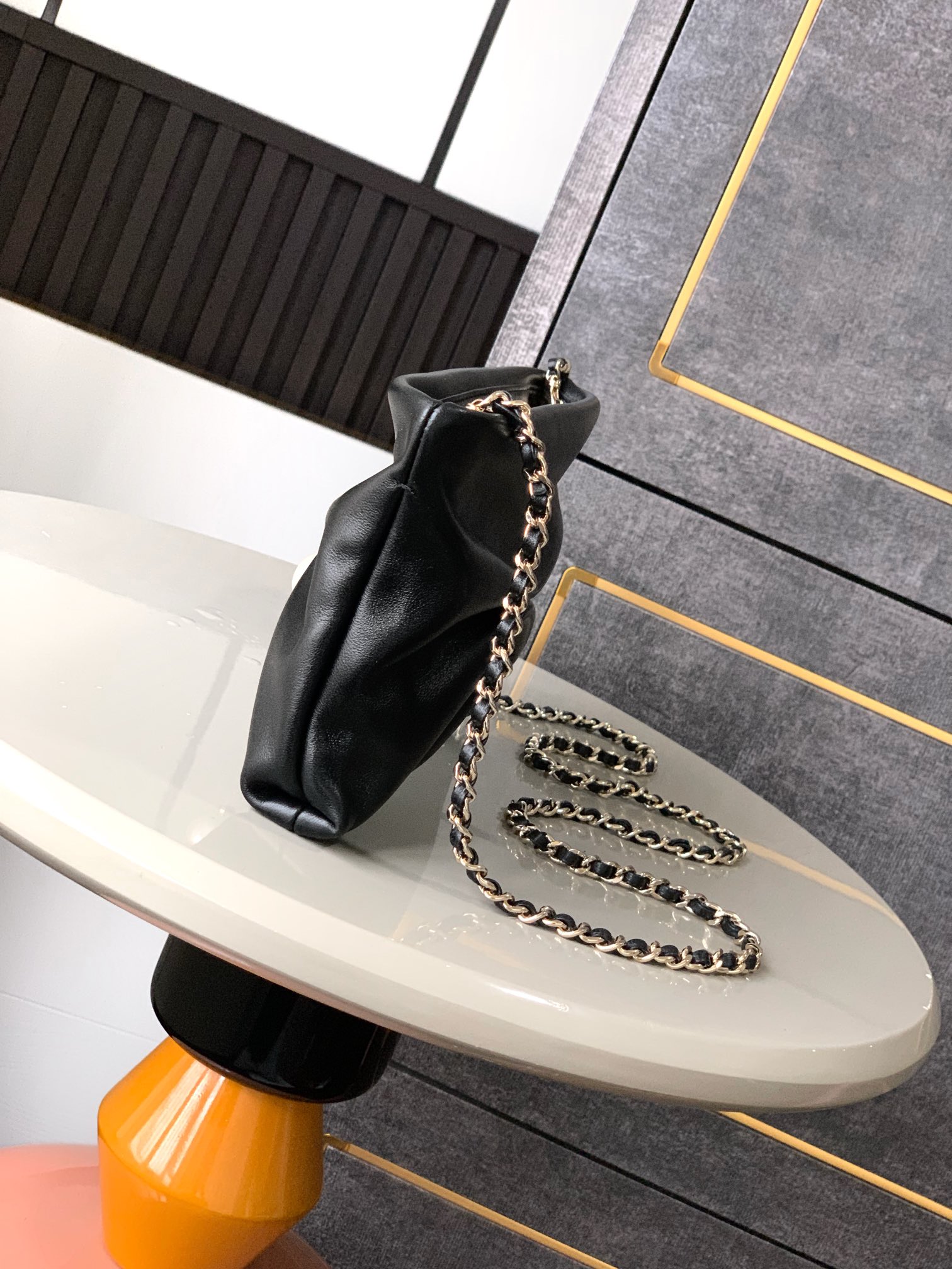 Chanel Tote Bag Black M-l-s