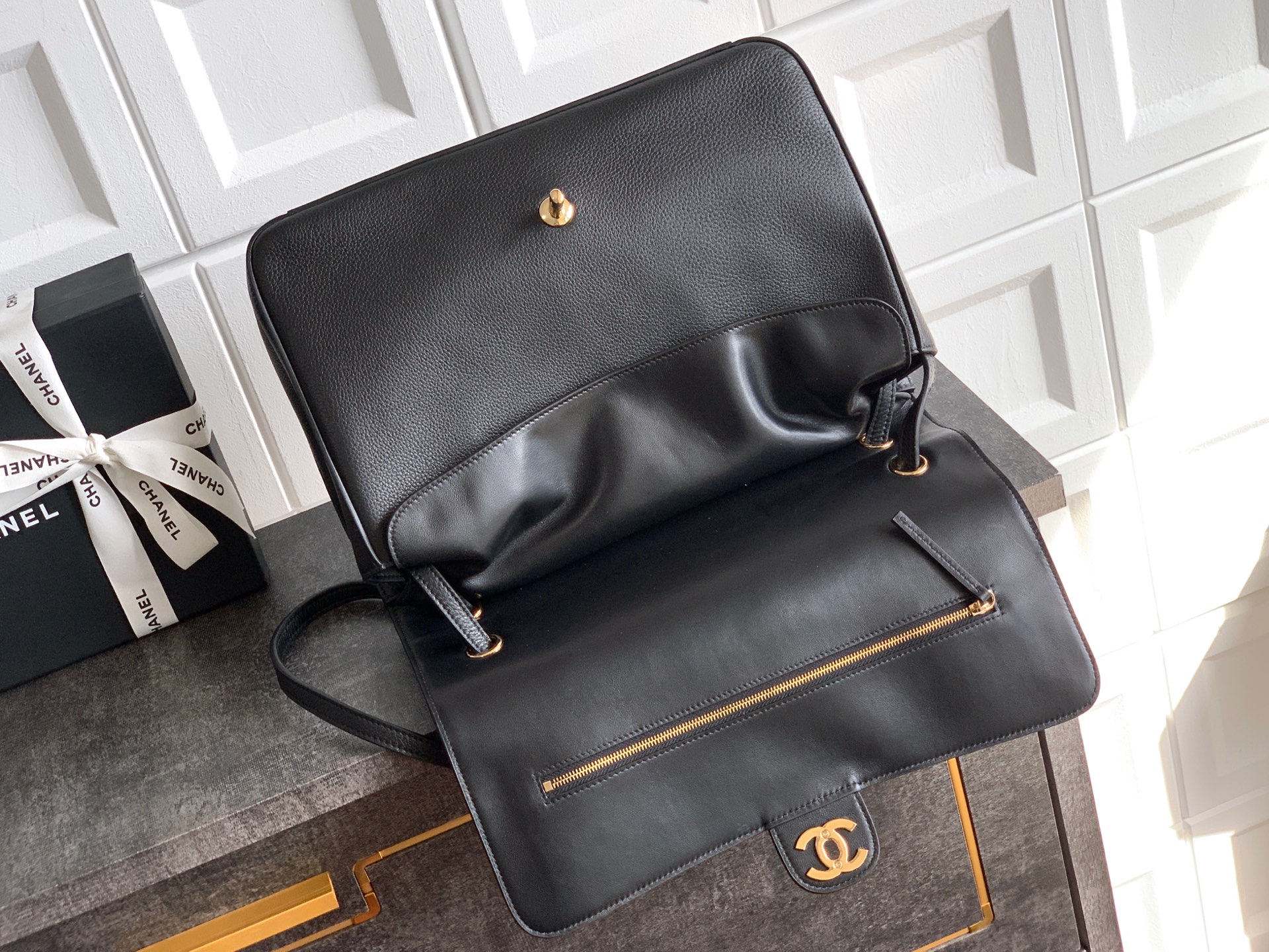 Chanel Tote Bag Cow Leather Black 11cm-m-l-s