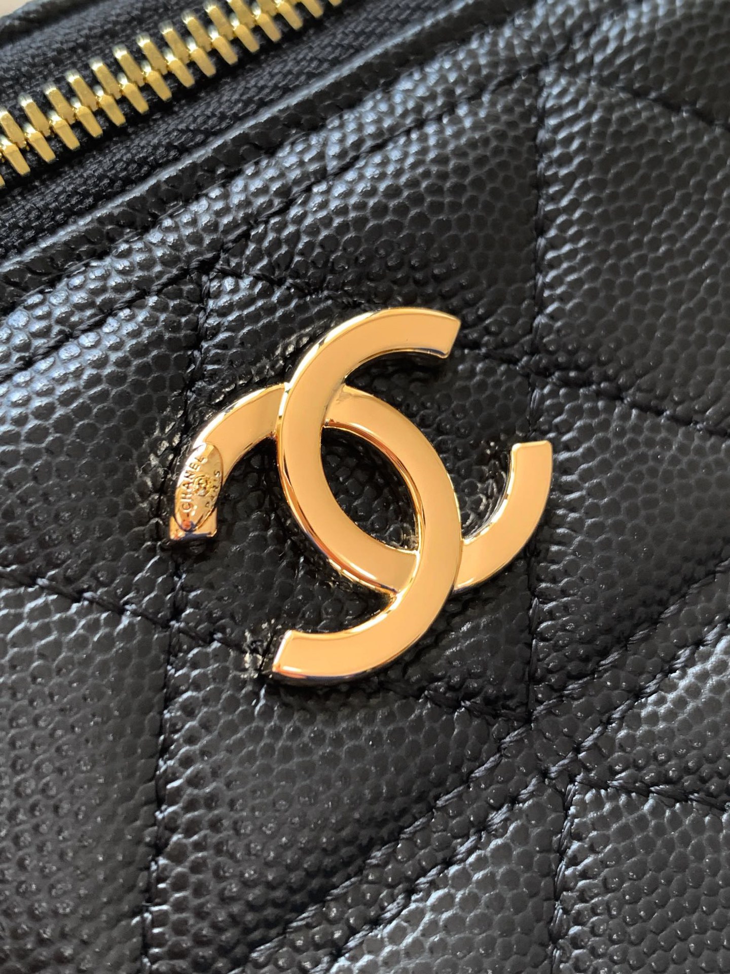 Chanel Basic Bag Cow Leather Black M-l