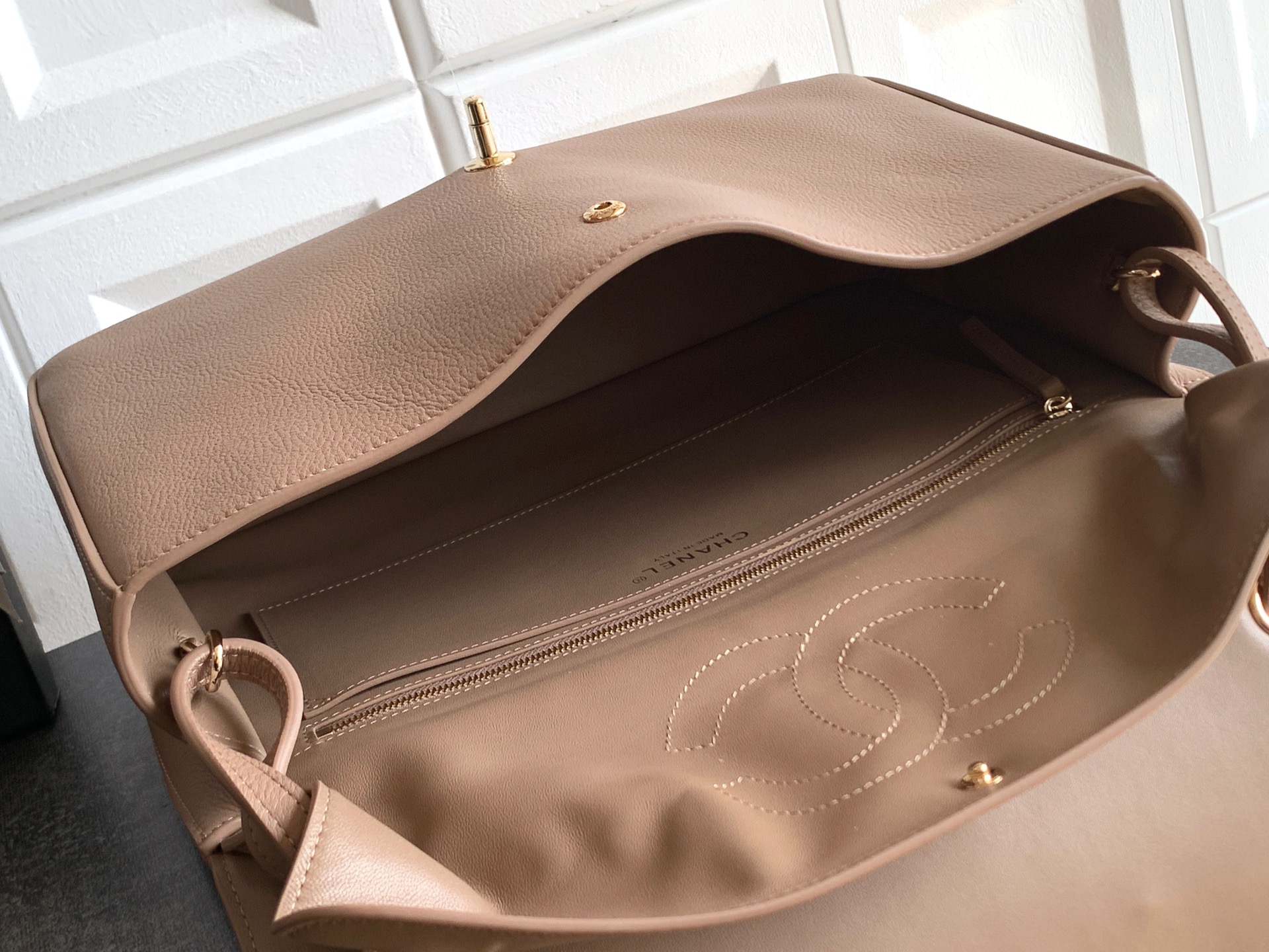 Chanel Tote Bag Cow Leather 11cm-m-l-s