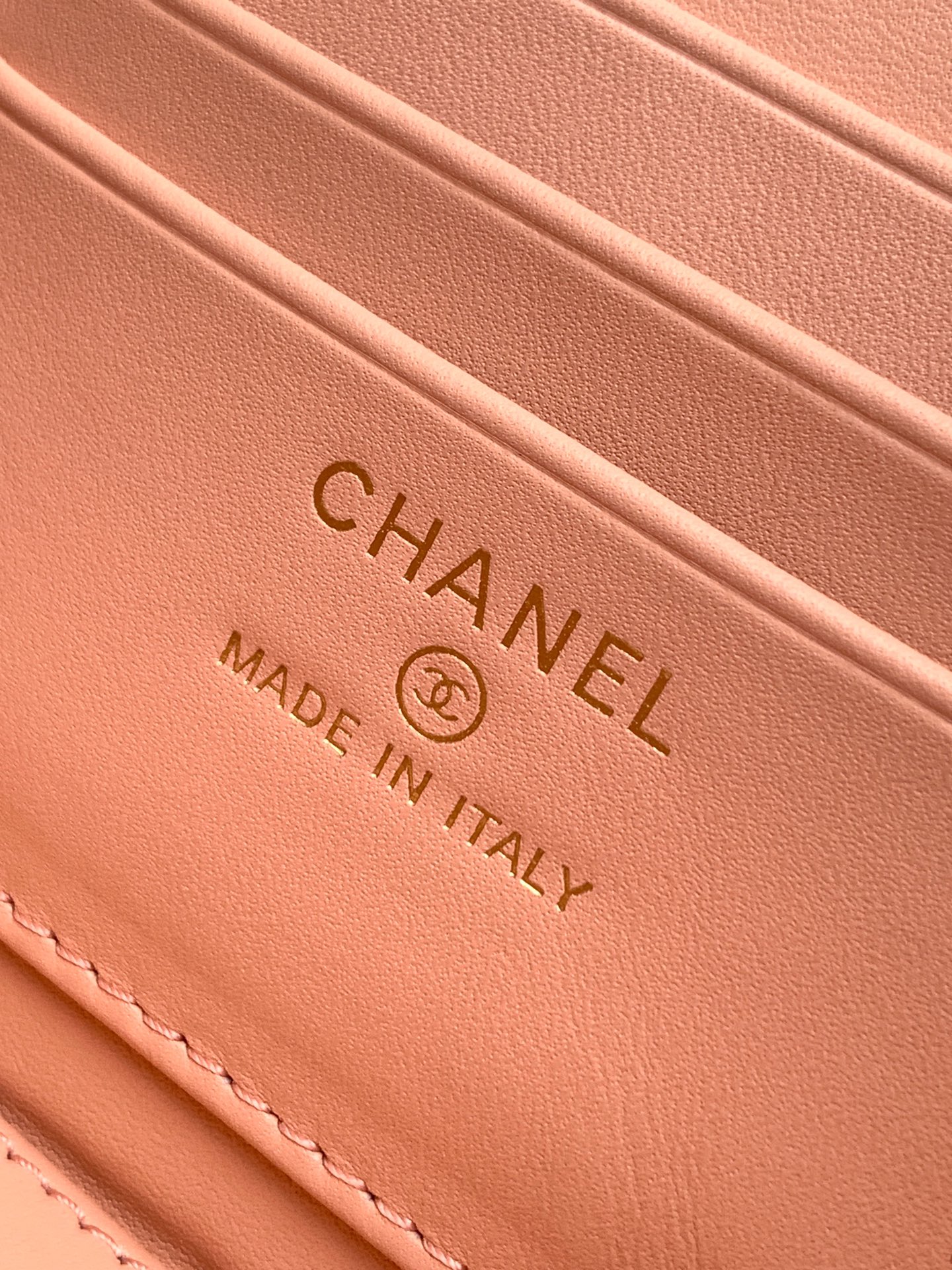 Chanel Basic Bag Pink M-l