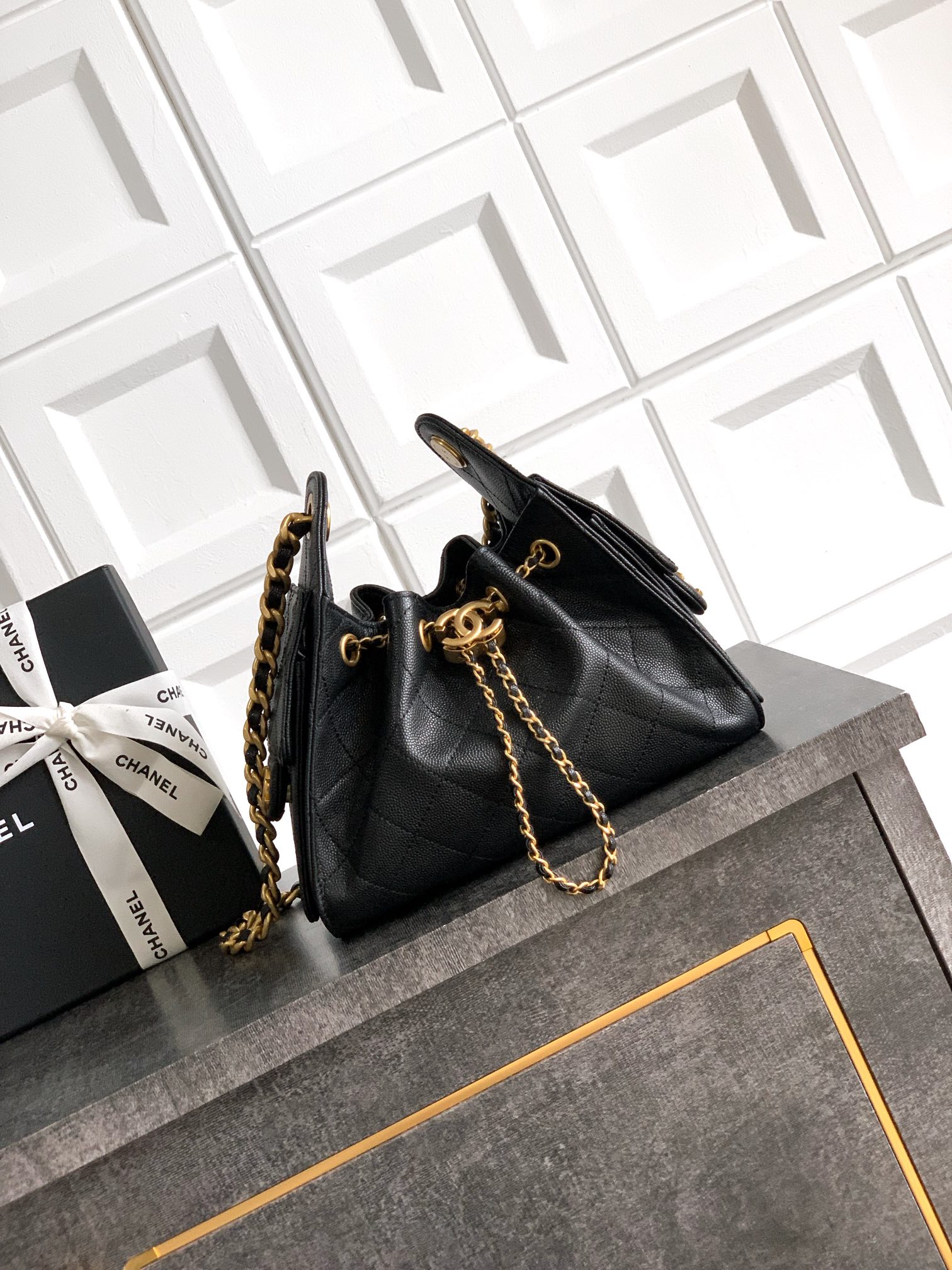 Chanel Basic Bag Gold M-l