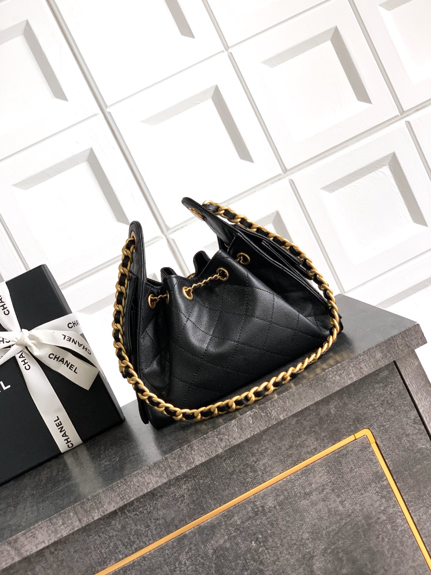 Chanel Basic Bag Gold M-l