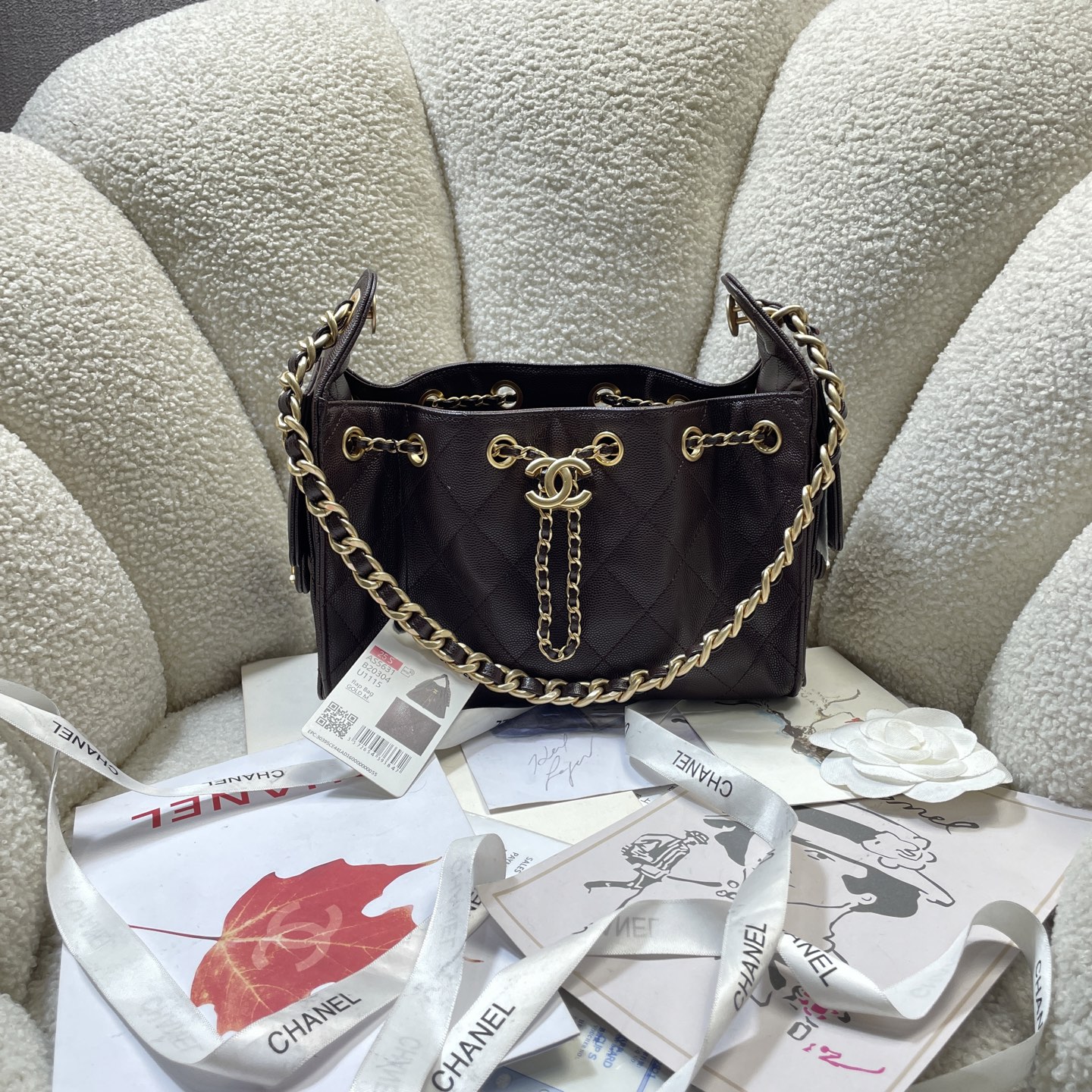 Chanel Basic Bag Gold M-l