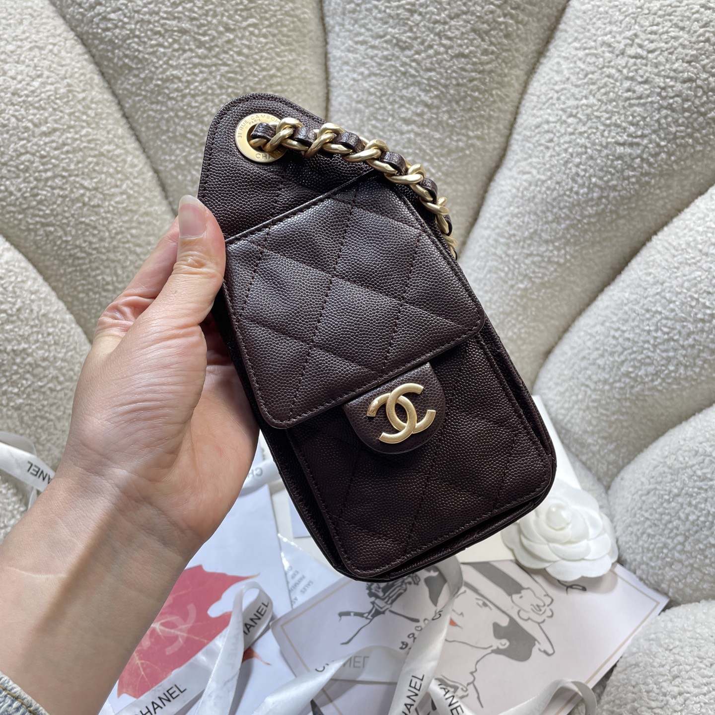 Chanel Basic Bag Gold M-l
