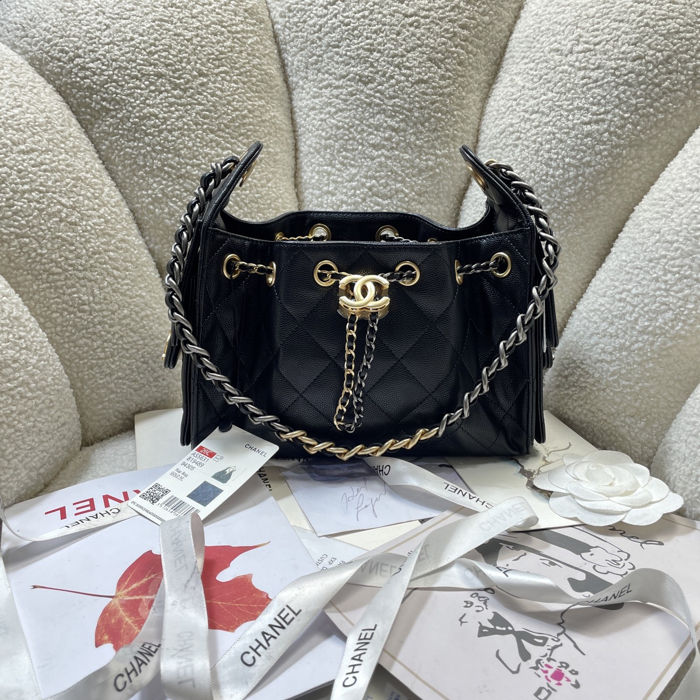 Chanel Basic Bag Gold M-l