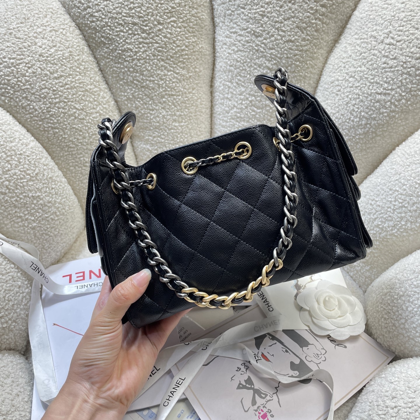Chanel Basic Bag Gold M-l