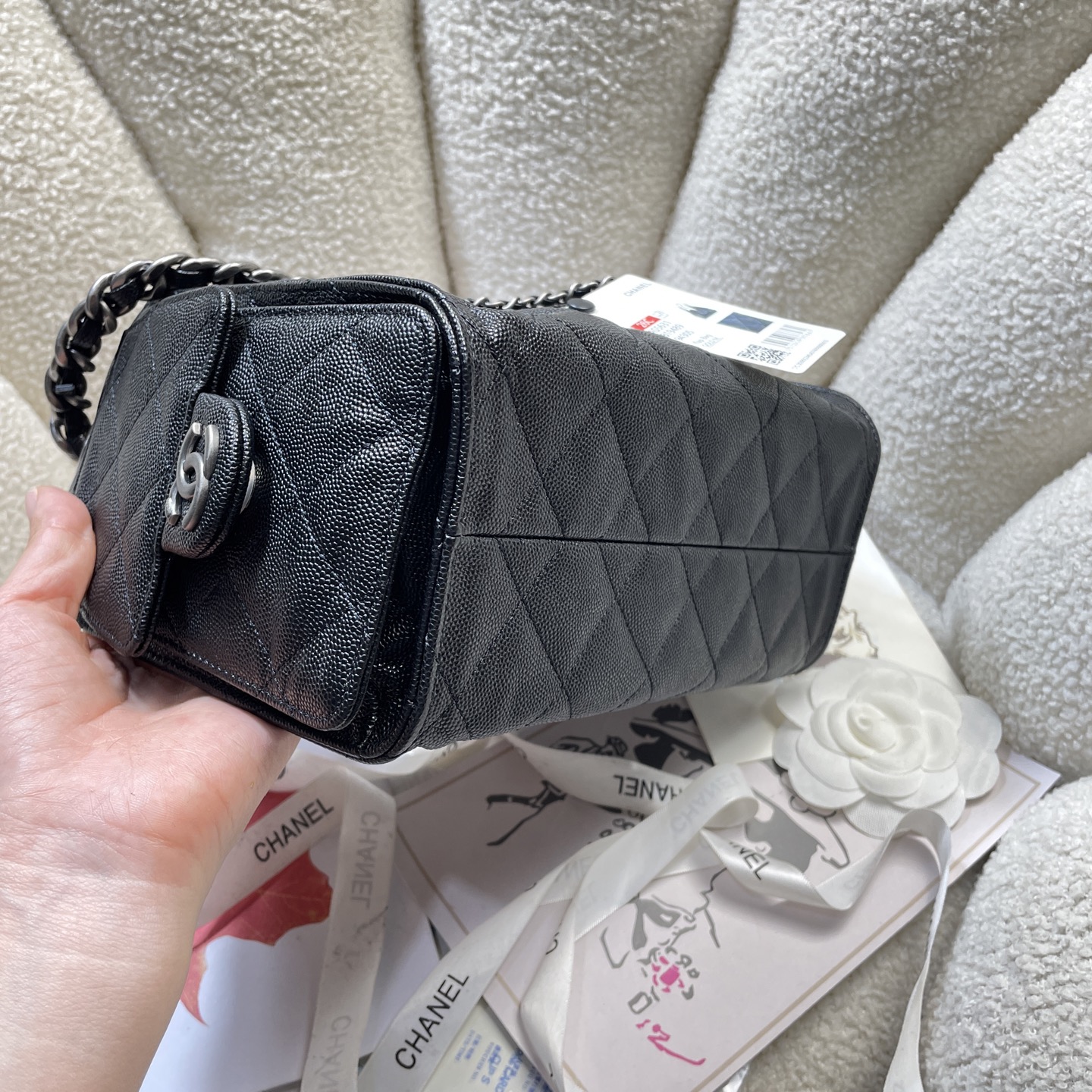 Chanel Basic Bag Gold M-l