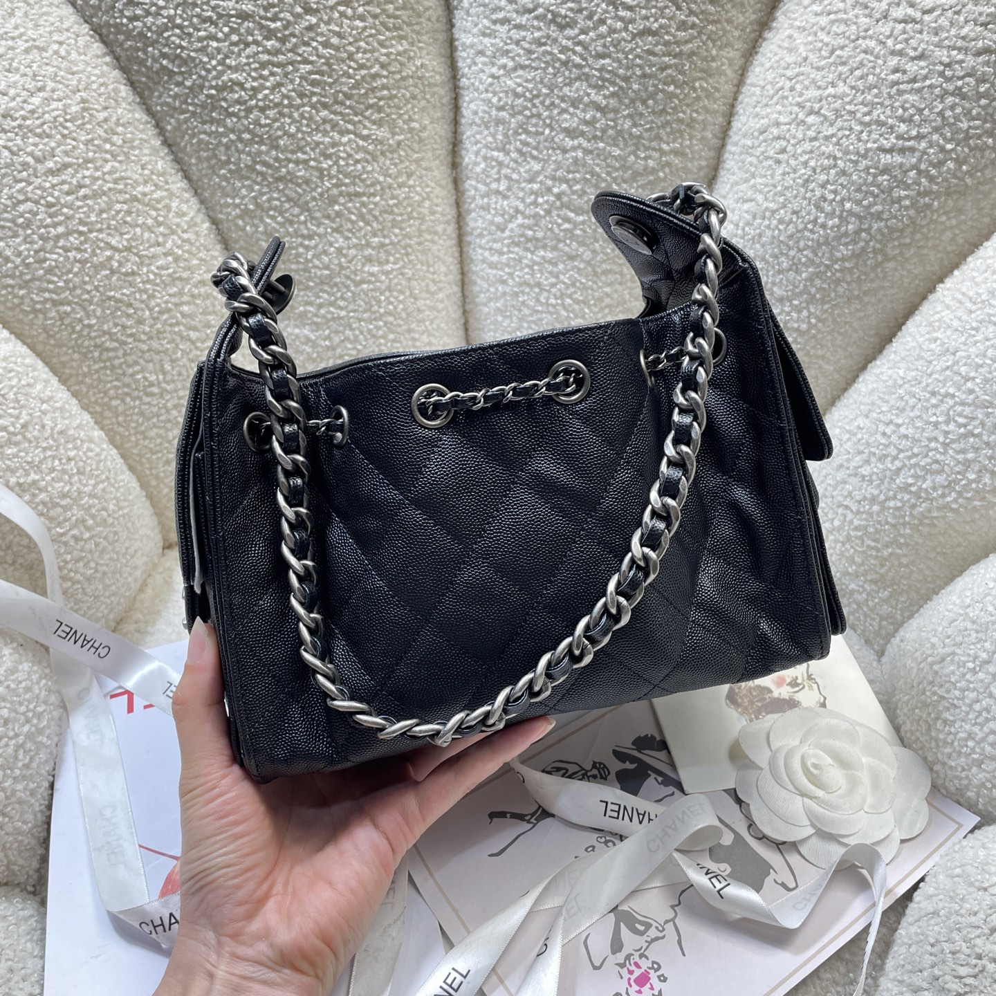 Chanel Basic Bag Gold M-l