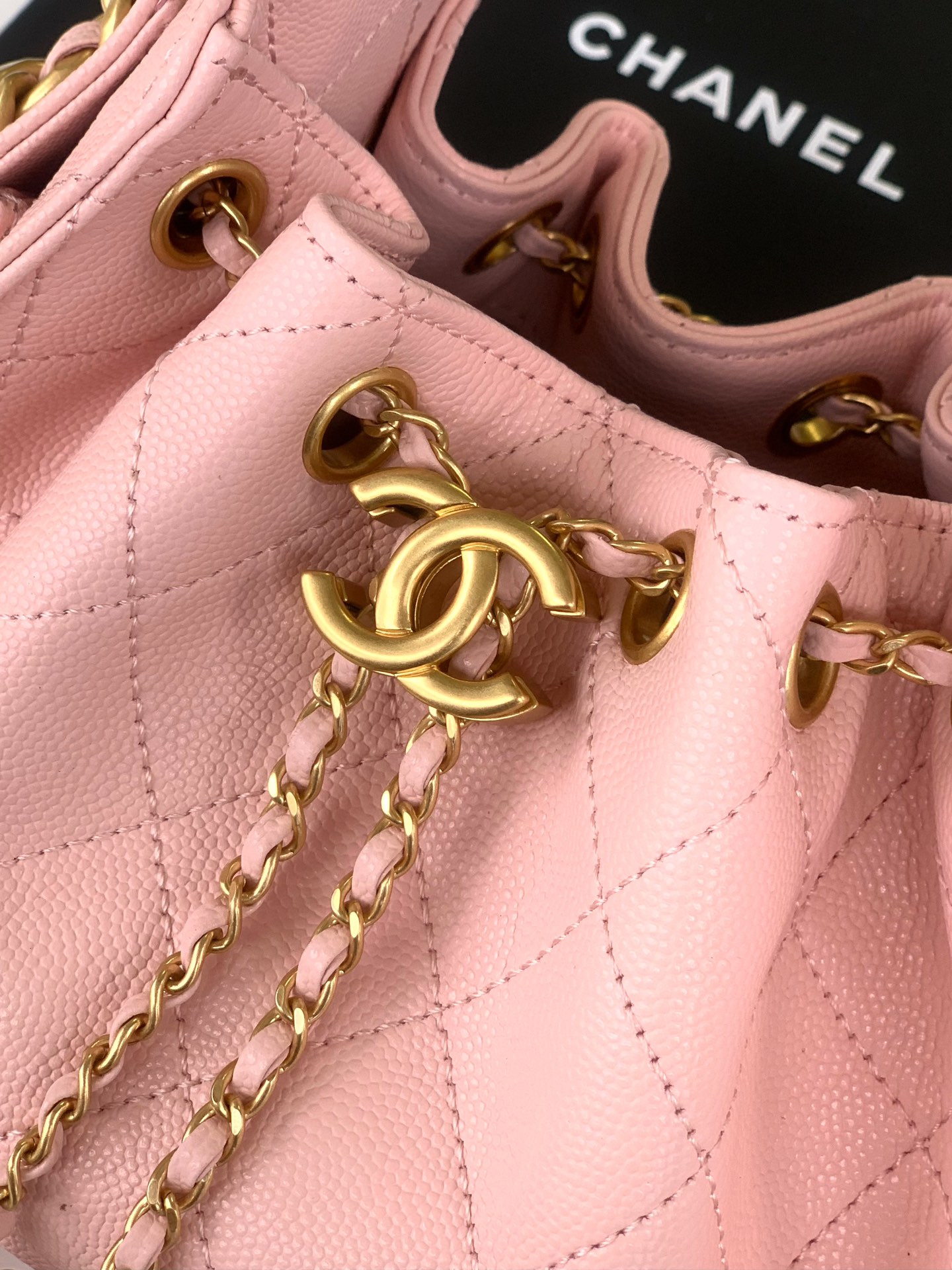 Chanel Basic Bag Gold M-l