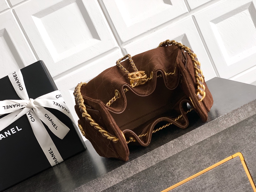 Chanel Basic Bag Brown M-l