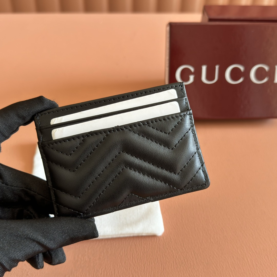 Gucci Basic Bag Cow Leather Silver M-l-s