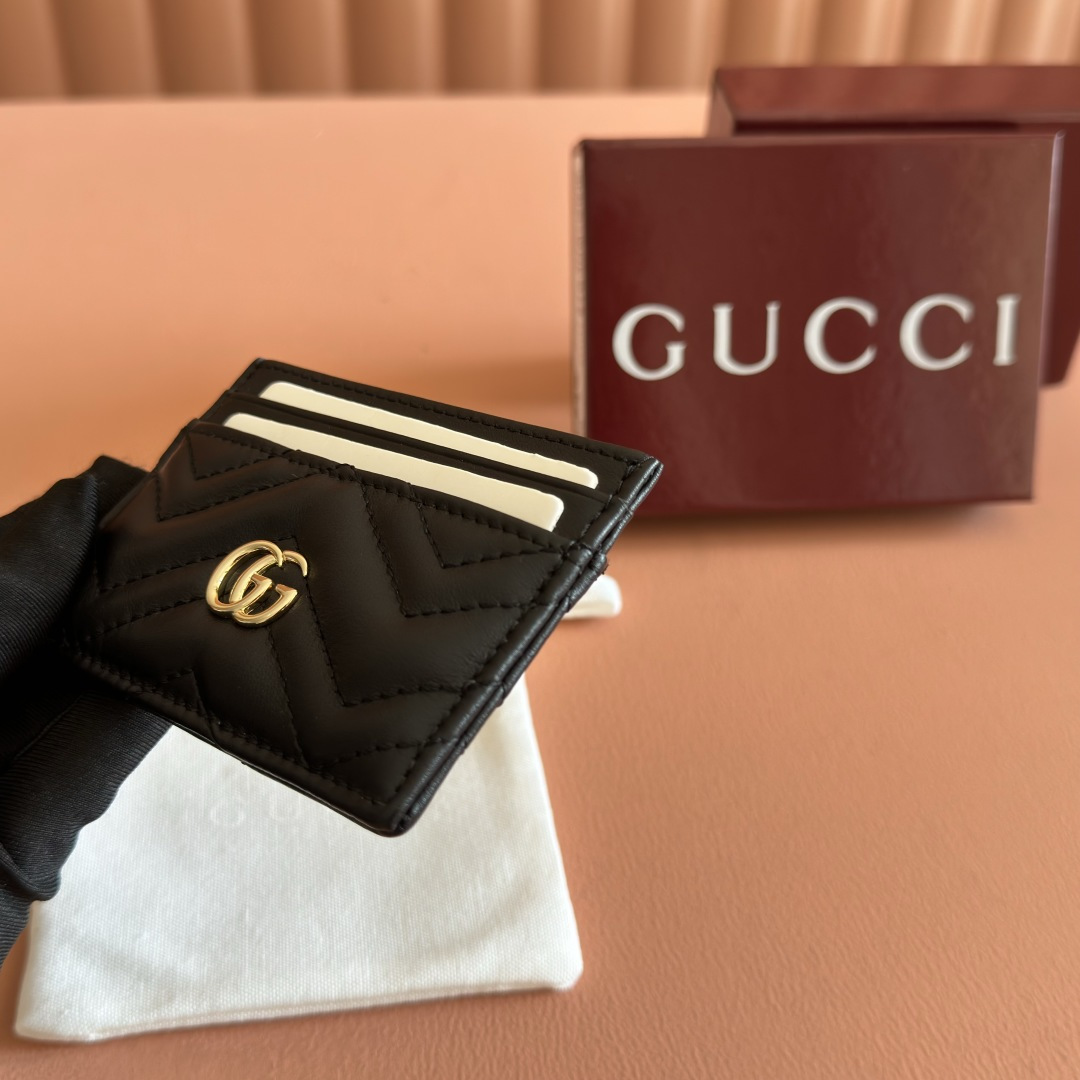 Gucci Basic Bag Cow Leather Silver M-l-s