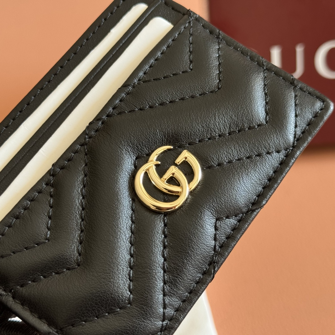 Gucci Basic Bag Cow Leather Silver M-l-s