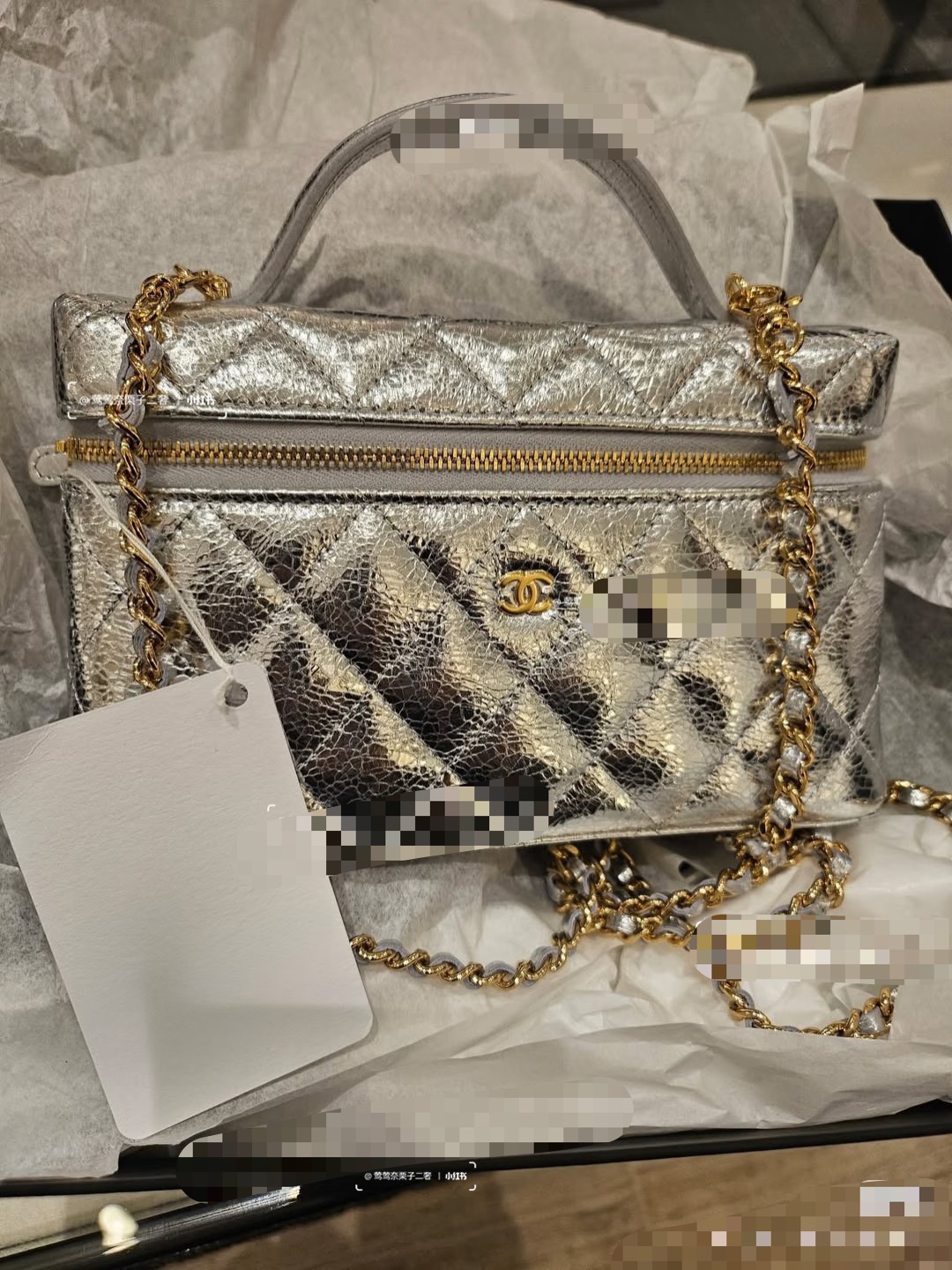 Chanel Basic Bag Black M-l